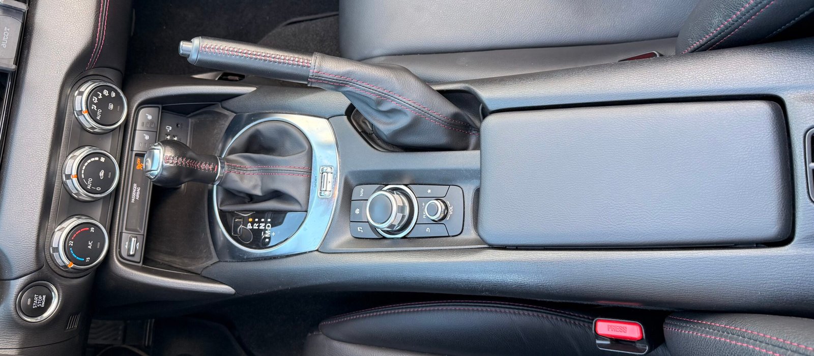 MAZDA MX5 IV (ND) RF Skyactiv-G 2.0 i 184 cv Boîte auto / finition « SELECTION »