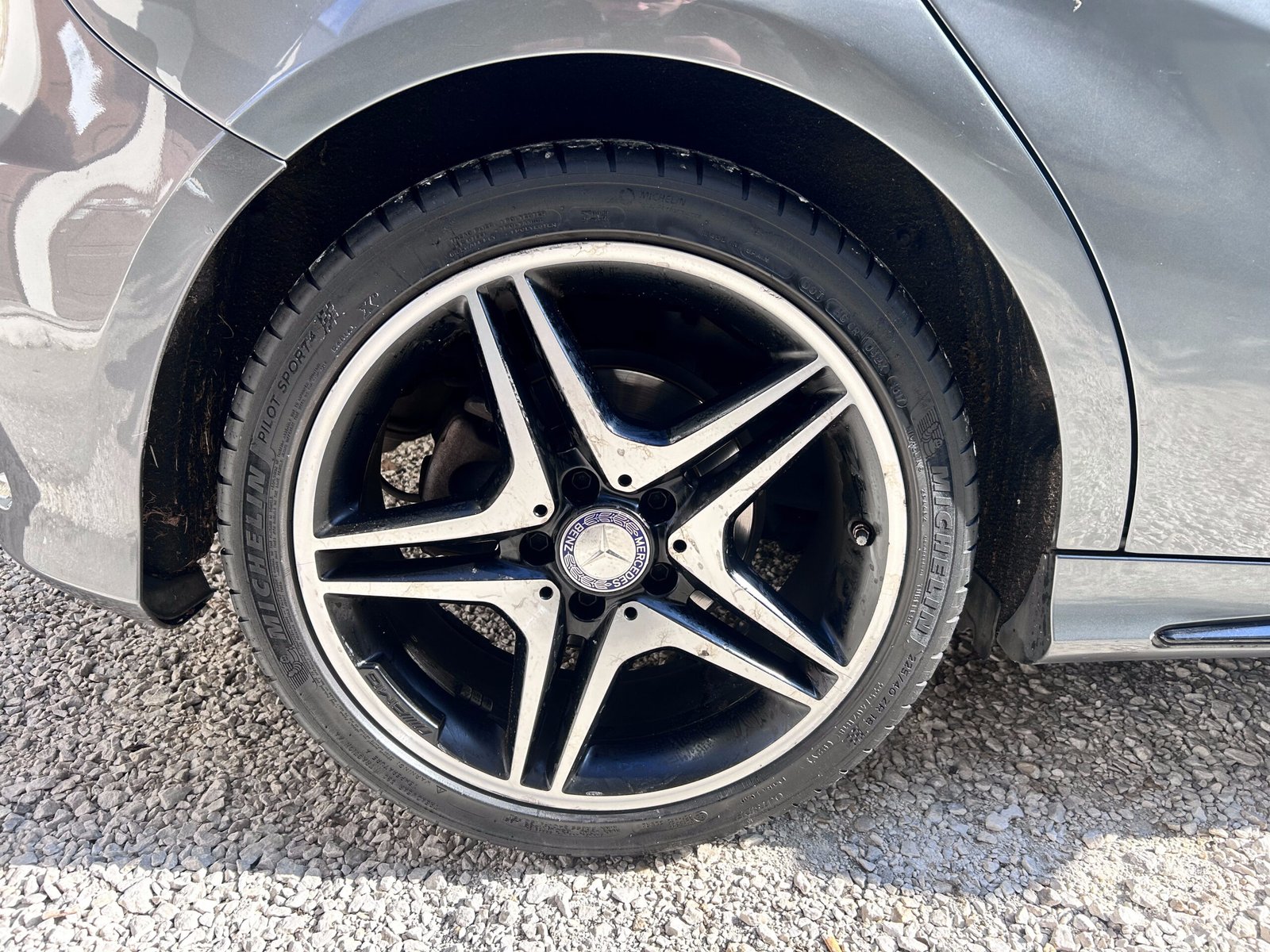 MERCEDES CLASSE A 200 D BVA 7G Dct  “PACK AMG”