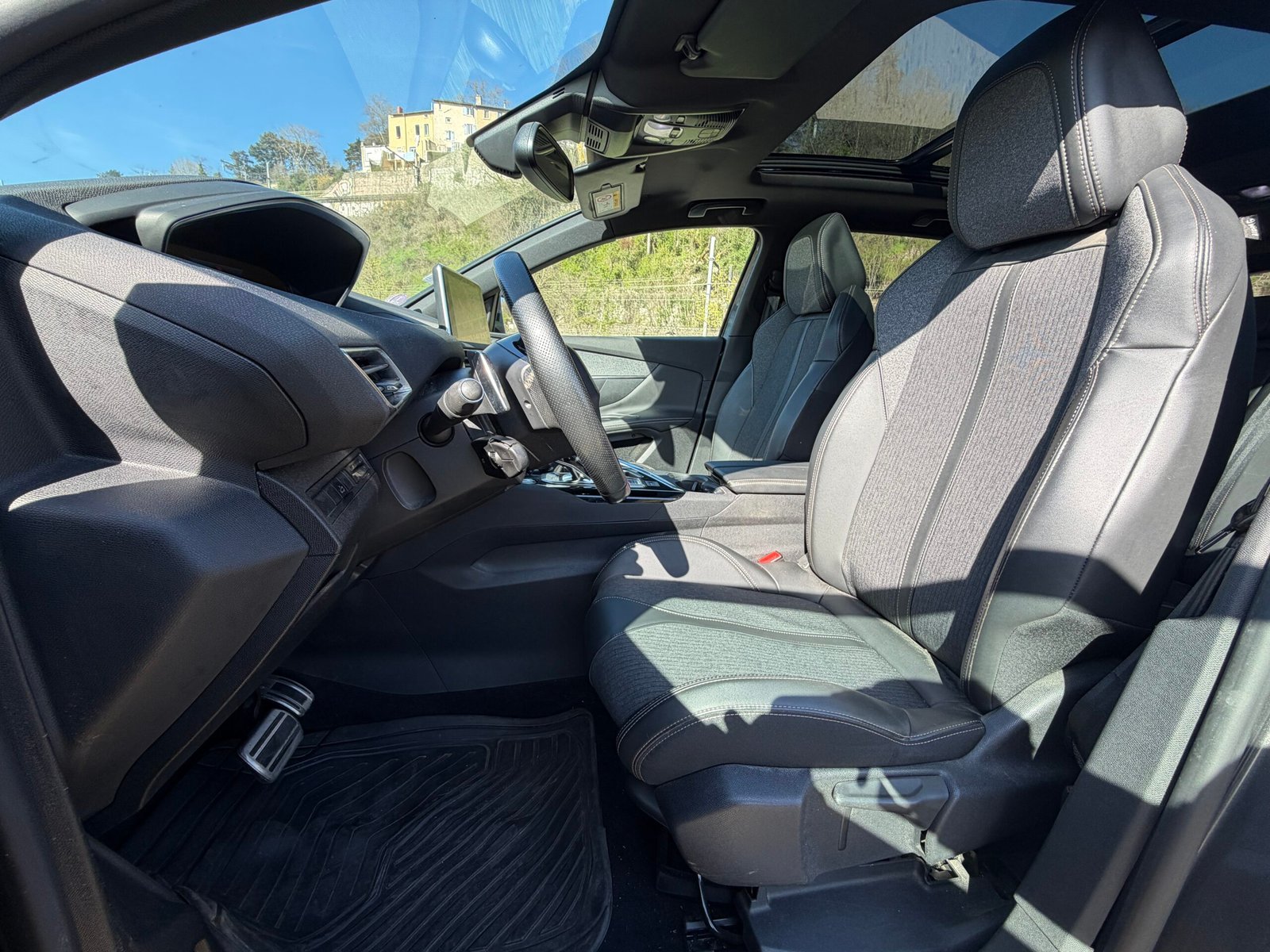 Peugeot 3008 GT LINE Automatique 1,2 PureTech 130 Ch