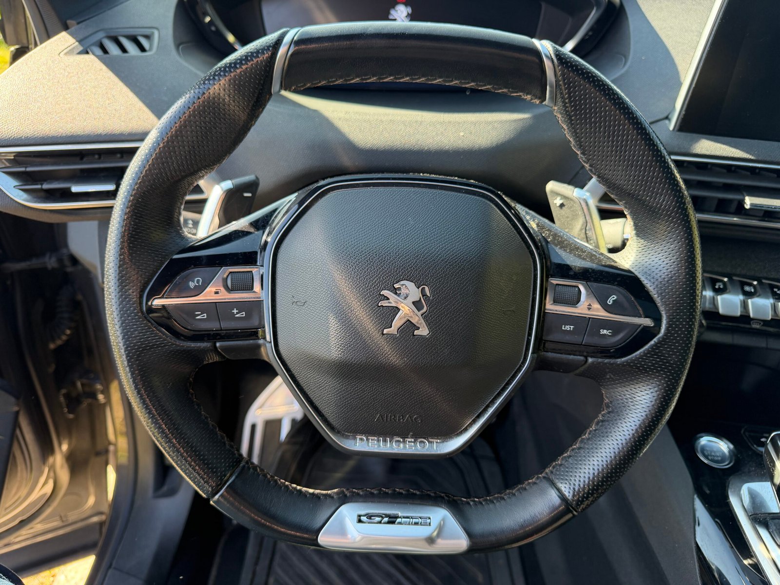 Peugeot 3008 GT LINE Automatique 1,2 PureTech 130 Ch
