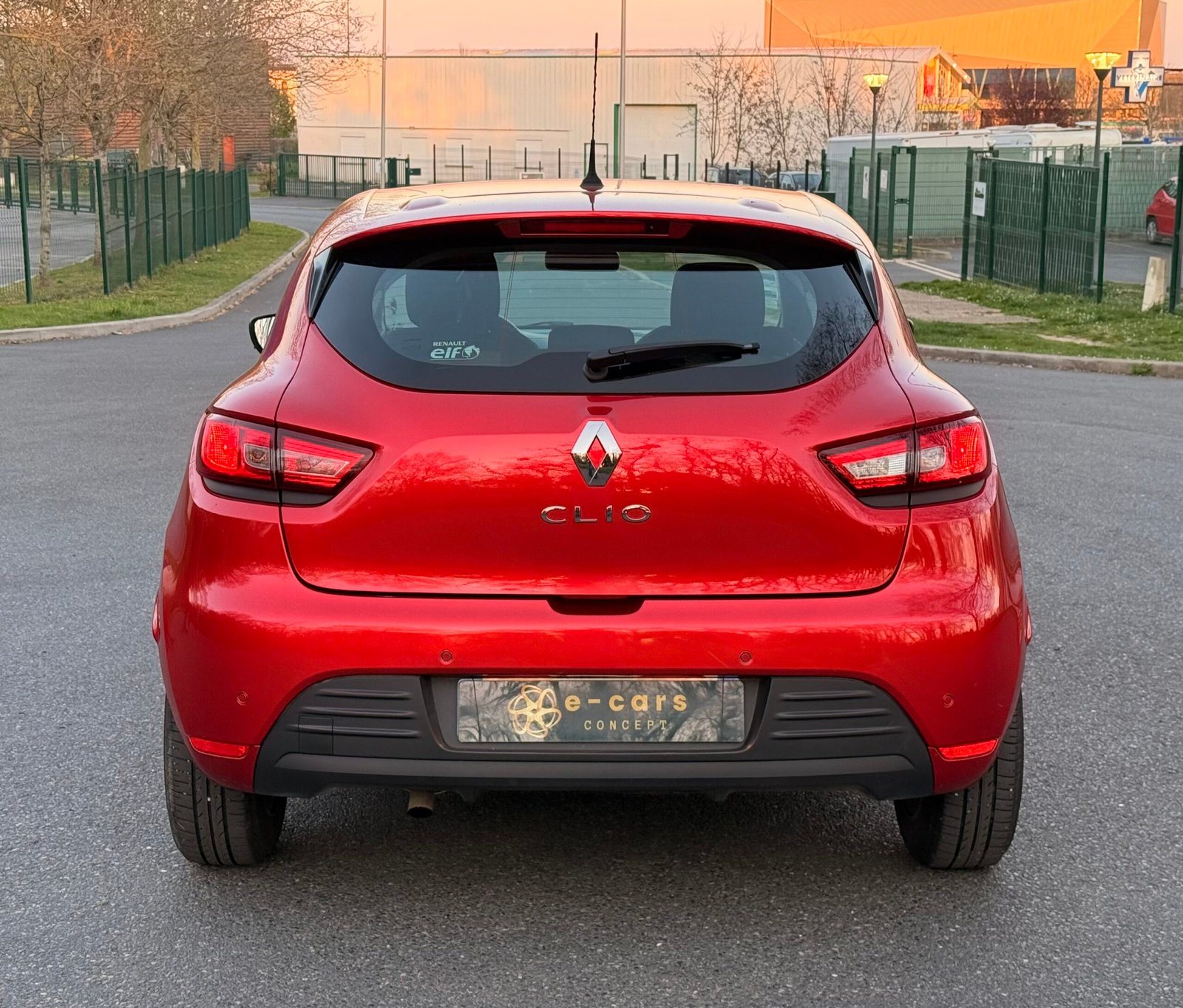 RENAULT Clio IV 5 Portes Phase 2 0.9 TCe 75 cv / Première main