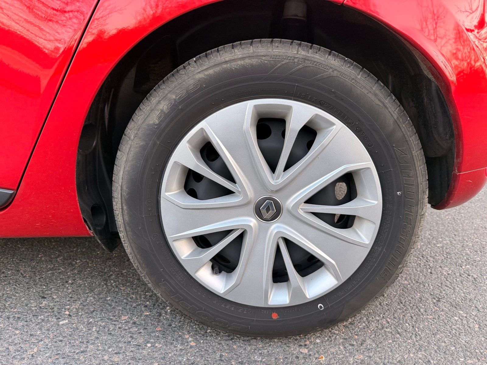 RENAULT Clio IV 5 Portes Phase 2 0.9 TCe 75 cv / Première main