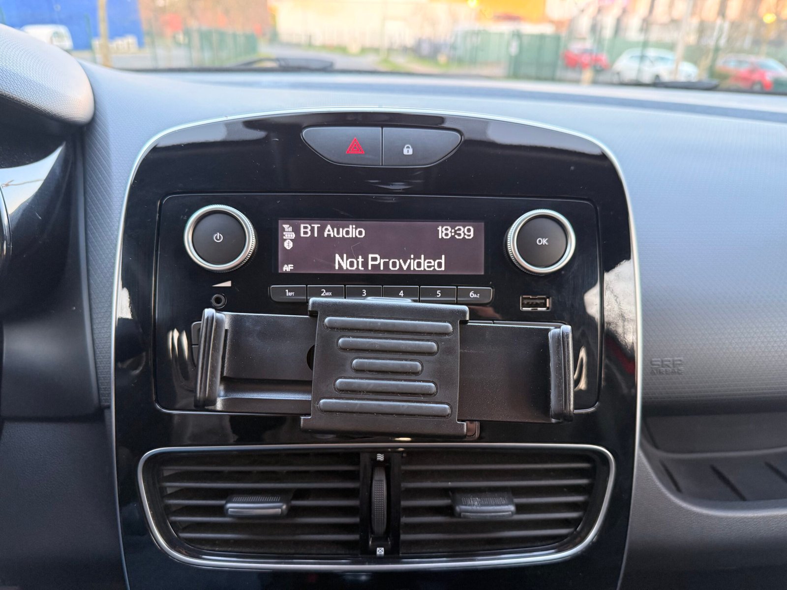 RENAULT Clio IV 5 Portes Phase 2 0.9 TCe 75 cv / Première main