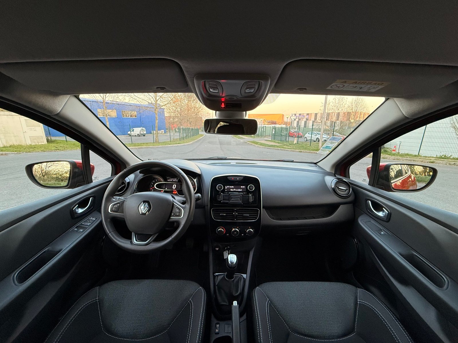 RENAULT Clio IV 5 Portes Phase 2 0.9 TCe 75 cv / Première main