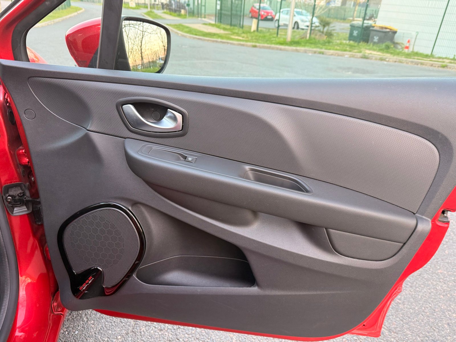 RENAULT Clio IV 5 Portes Phase 2 0.9 TCe 75 cv / Première main