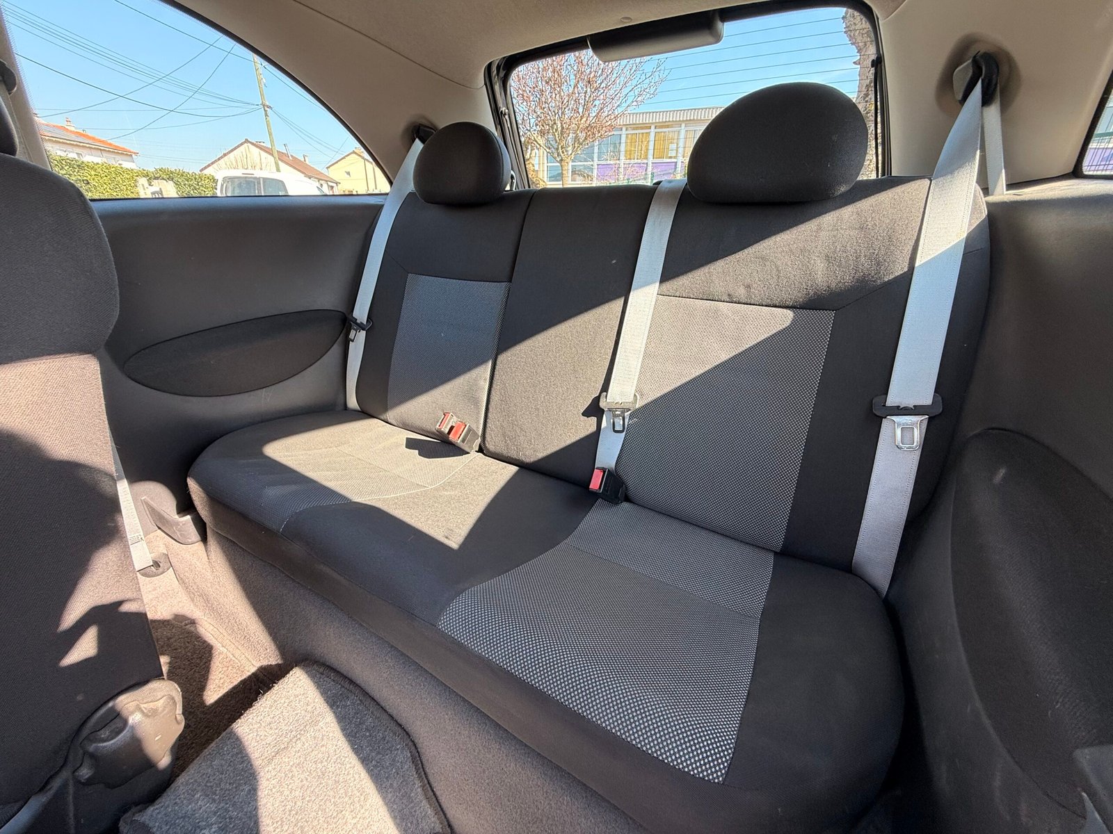 Opel corsa coupé phase 2 1.2I twinsport 80 ch