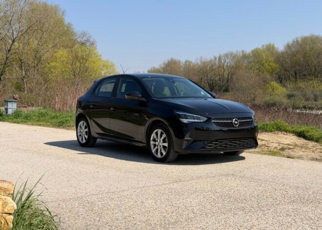 Opel Corsa 1,2 essence AUTOMATIQUE 100ch