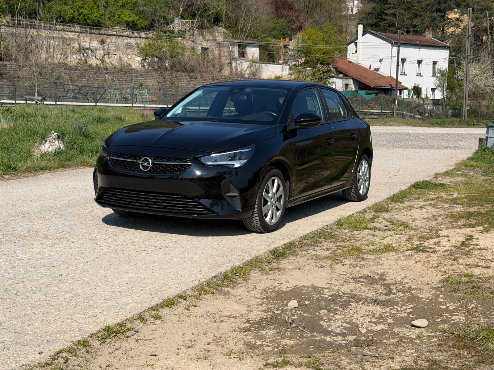 Opel Corsa 1,2 essence AUTOMATIQUE 100ch