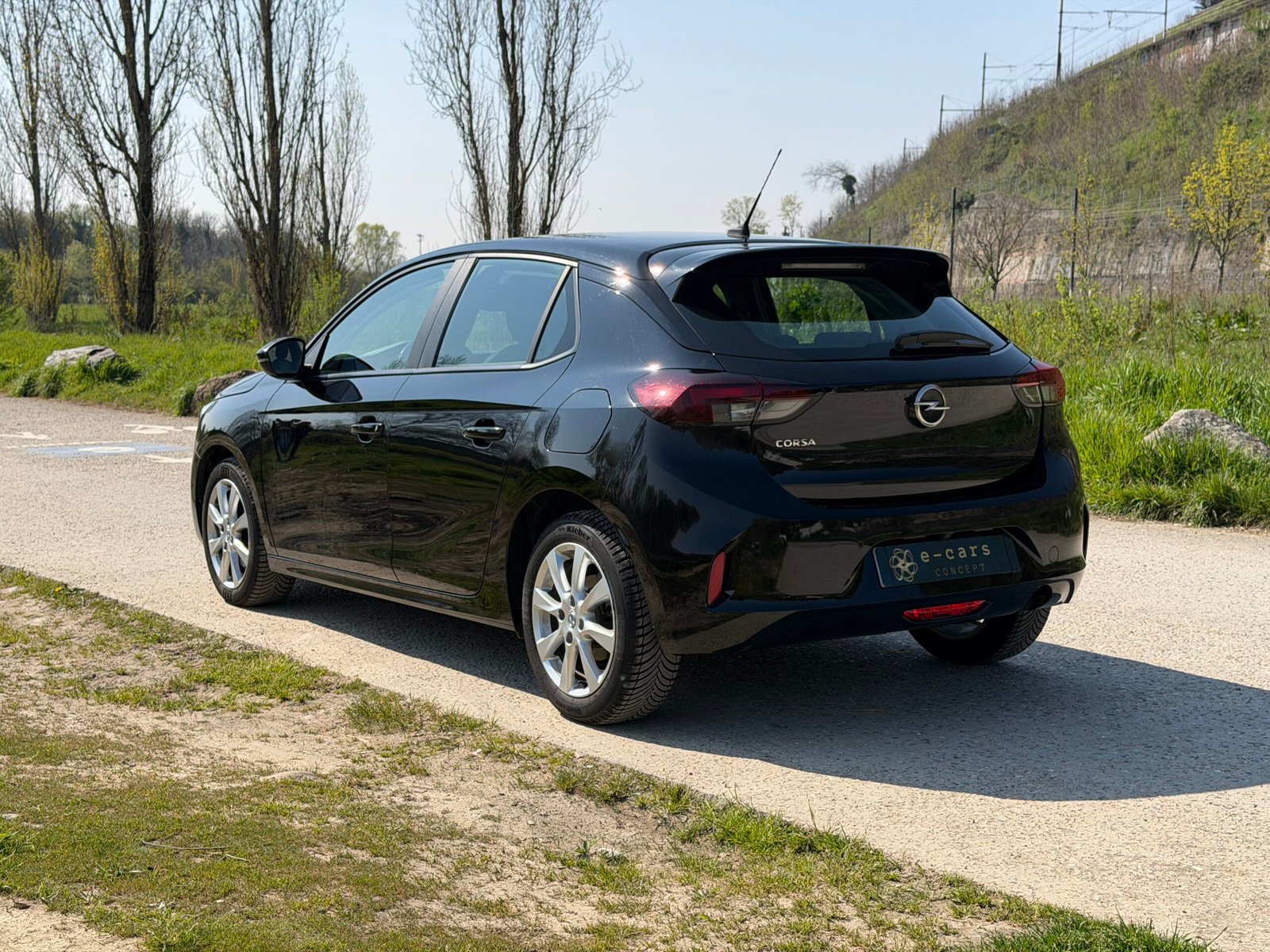 Opel Corsa 1,2 essence AUTOMATIQUE 100ch