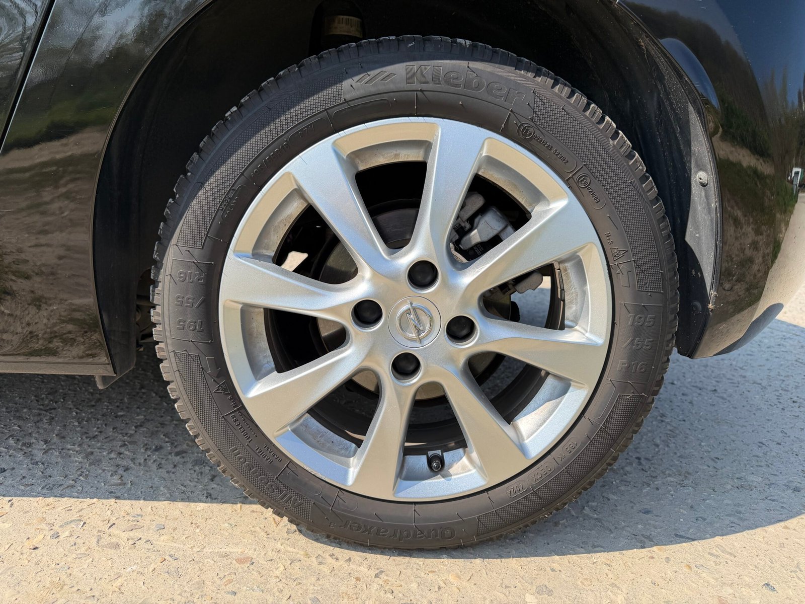 Opel Corsa 1,2 essence AUTOMATIQUE 100ch