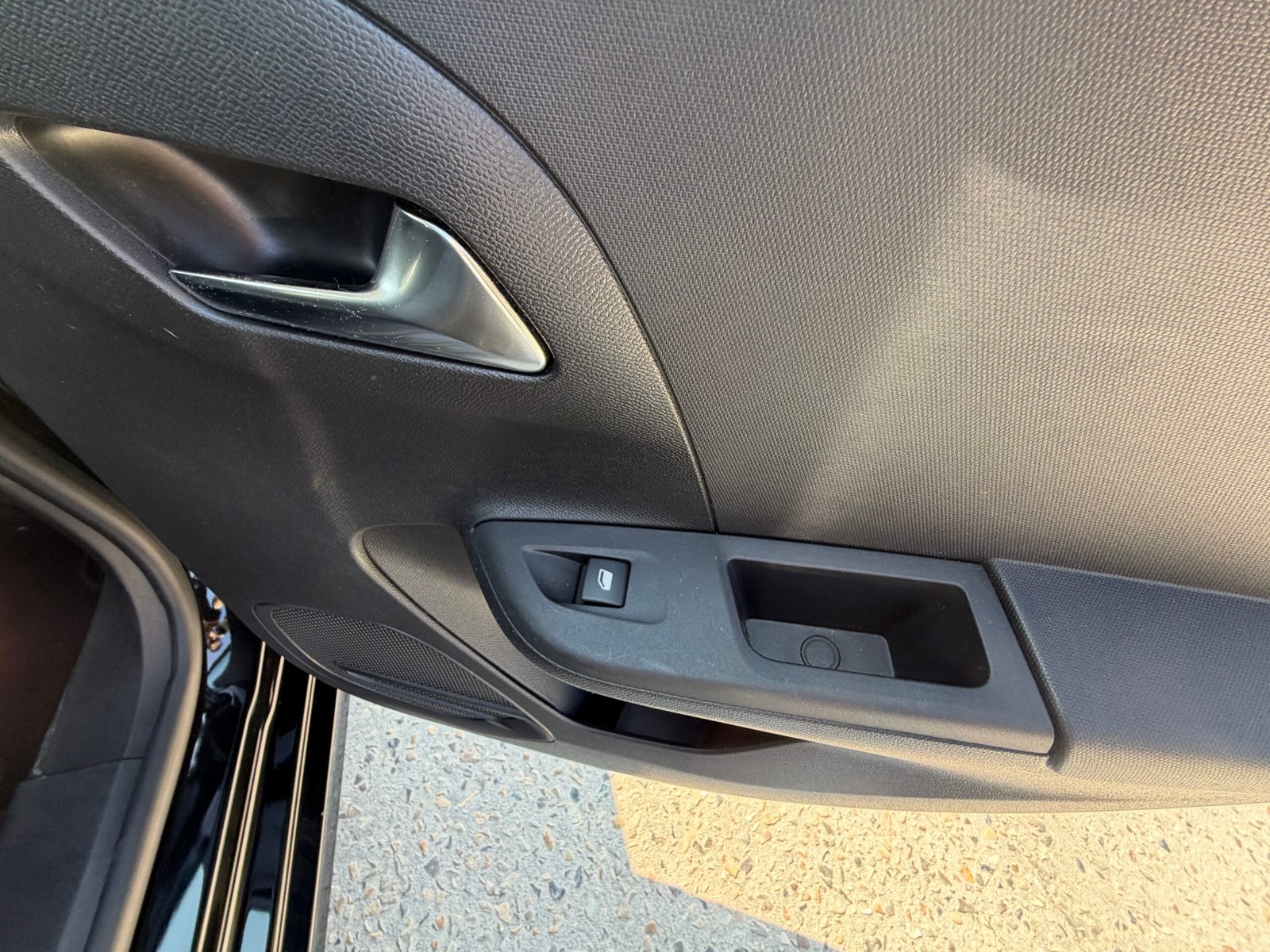 Opel Corsa 1,2 essence AUTOMATIQUE 100ch