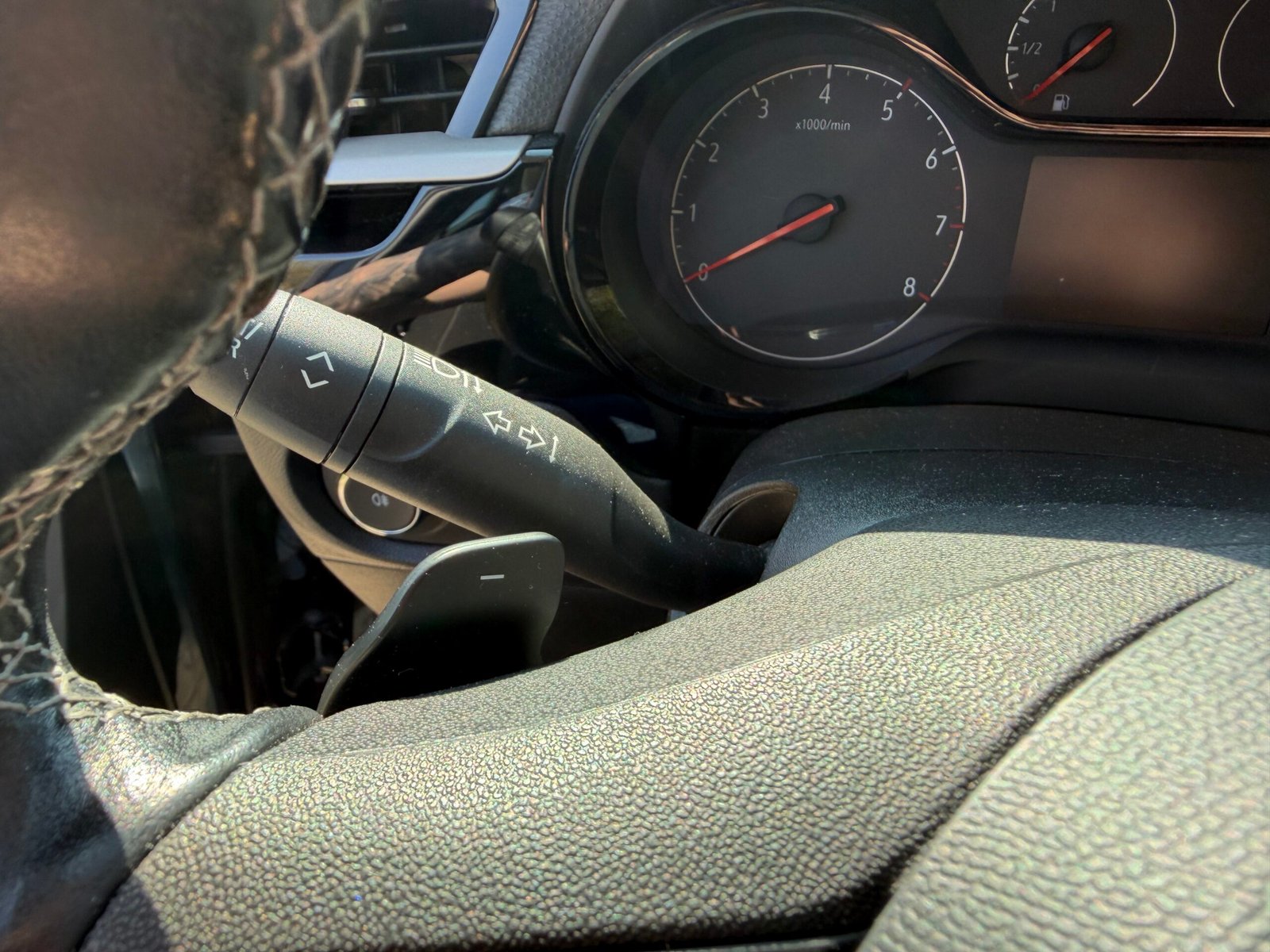 Opel Corsa 1,2 essence AUTOMATIQUE 100ch