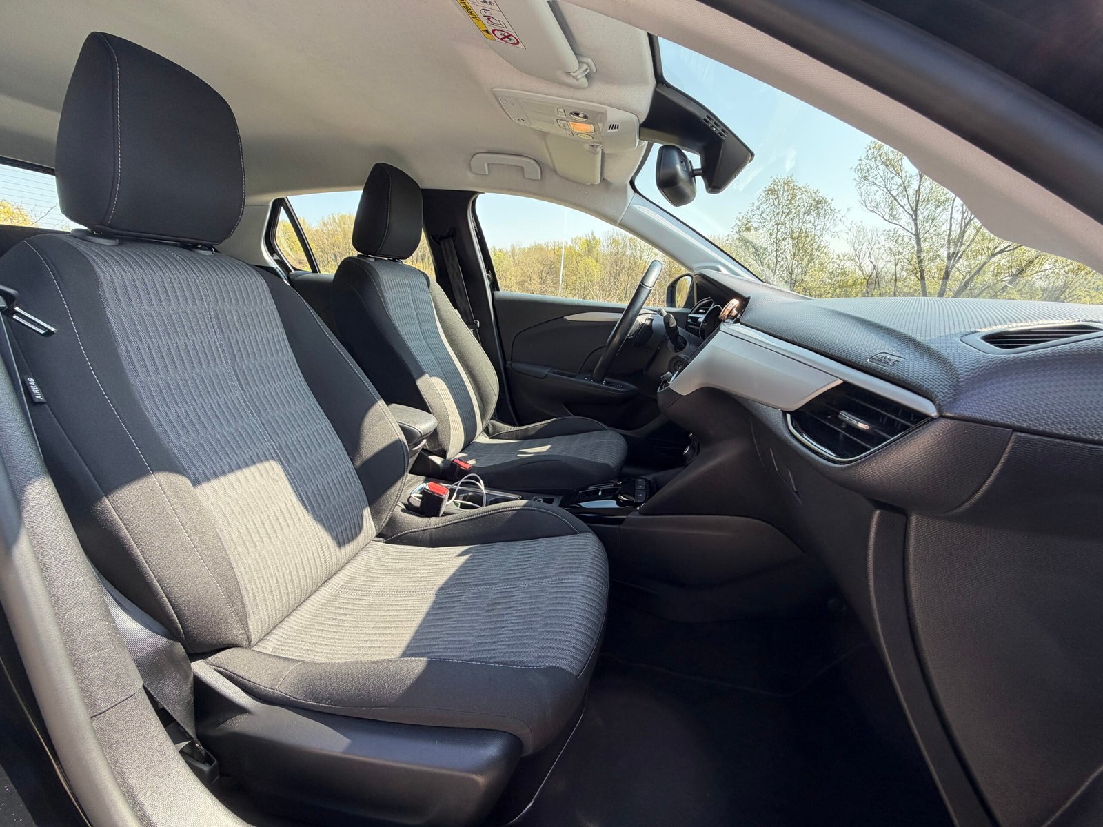 Opel Corsa 1,2 essence AUTOMATIQUE 100ch