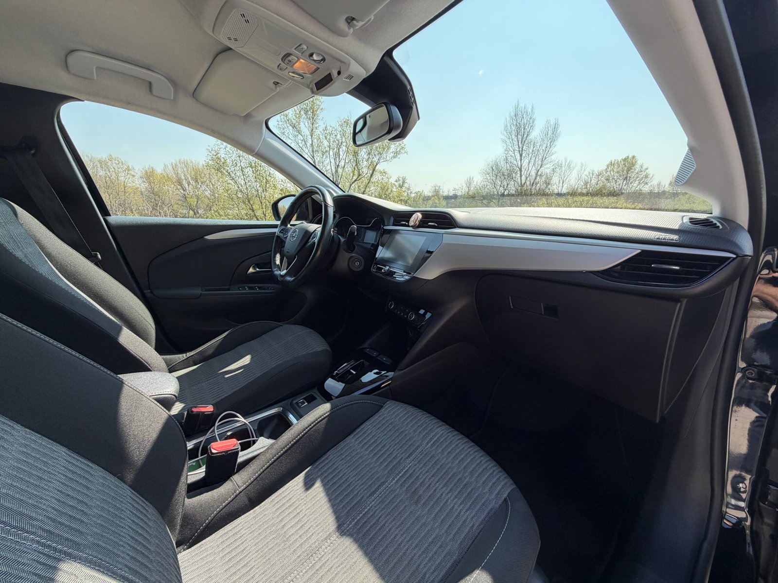 Opel Corsa 1,2 essence AUTOMATIQUE 100ch