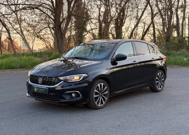 FIAT Tipo Hatchback 1.6 MJTD 120 cv / Loundge 