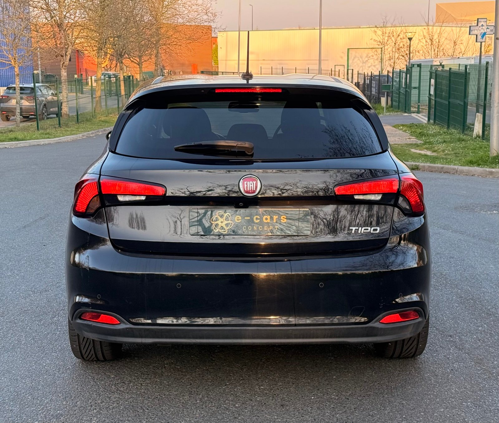 FIAT Tipo Hatchback 1.6 MJTD 120 cv / Loundge 