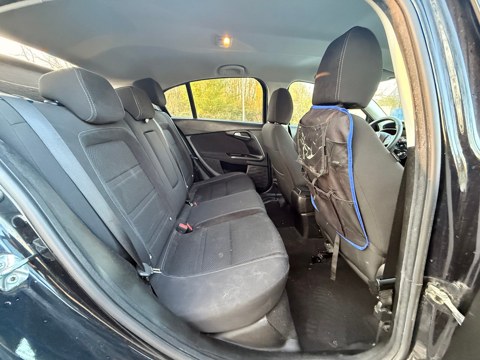 FIAT Tipo Hatchback 1.6 MJTD 120 cv / Loundge 