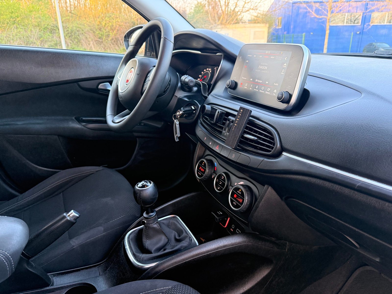 FIAT Tipo Hatchback 1.6 MJTD 120 cv / Loundge 