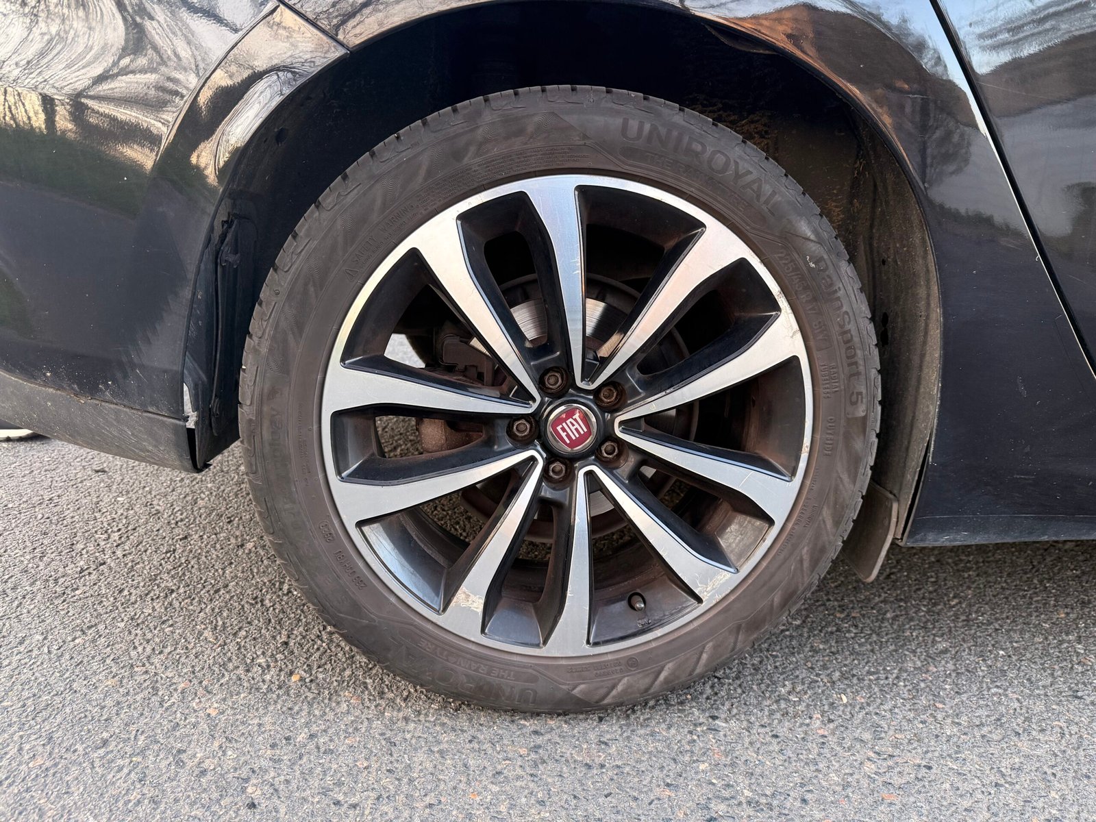 FIAT Tipo Hatchback 1.6 MJTD 120 cv / Loundge 