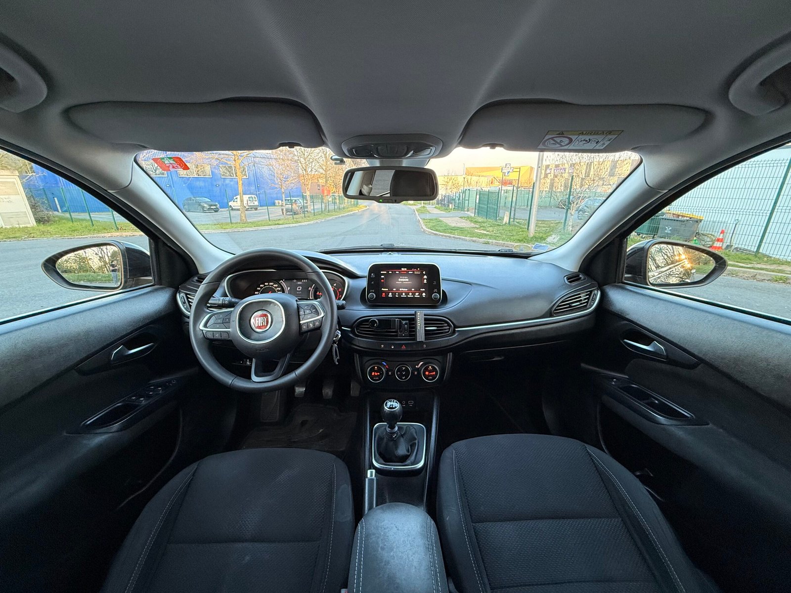 FIAT Tipo Hatchback 1.6 MJTD 120 cv / Loundge 