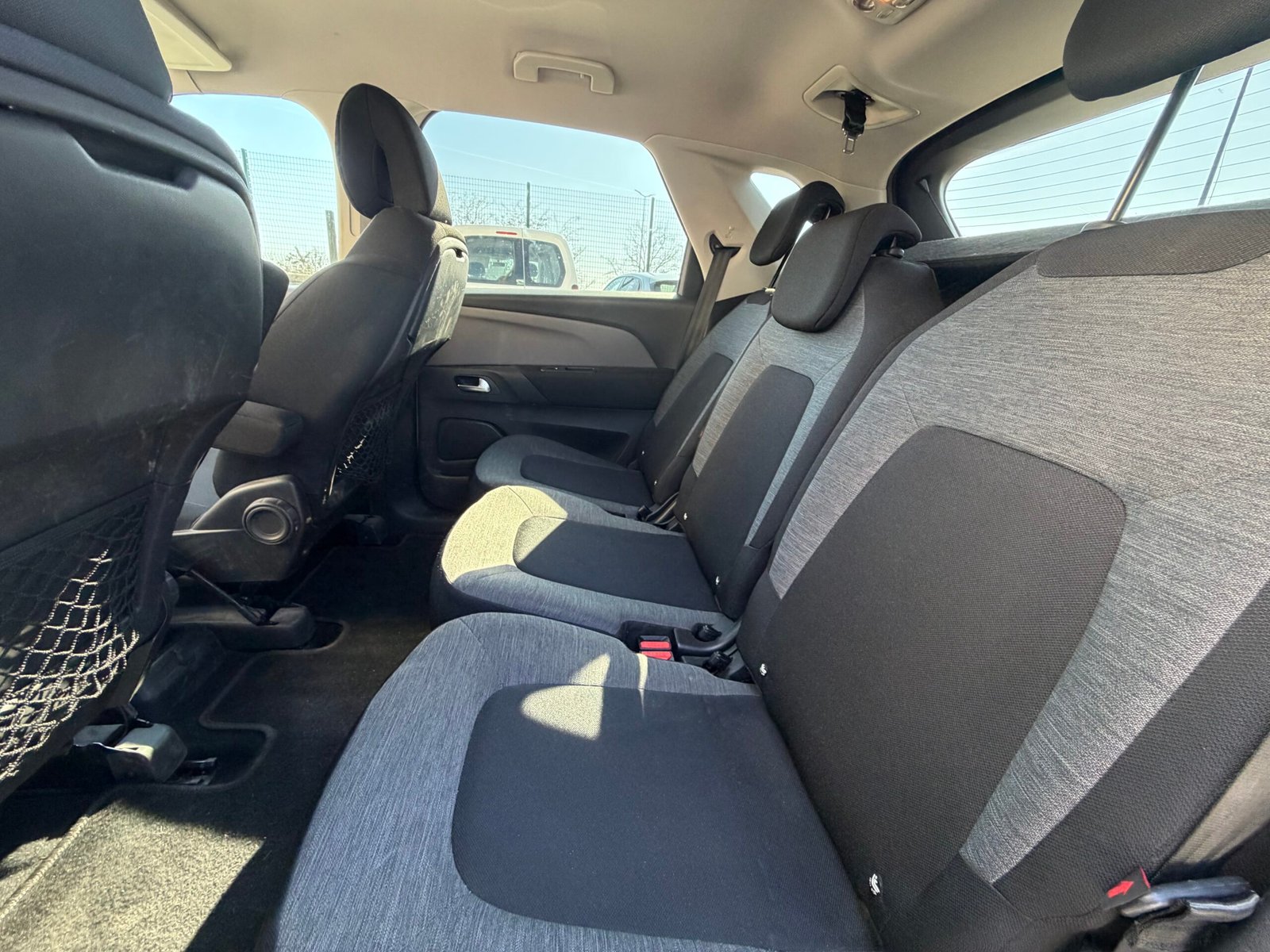 Citroën c4 Picasso 1,2 THP boîte automatique finition feel suivi constructeur 130ch