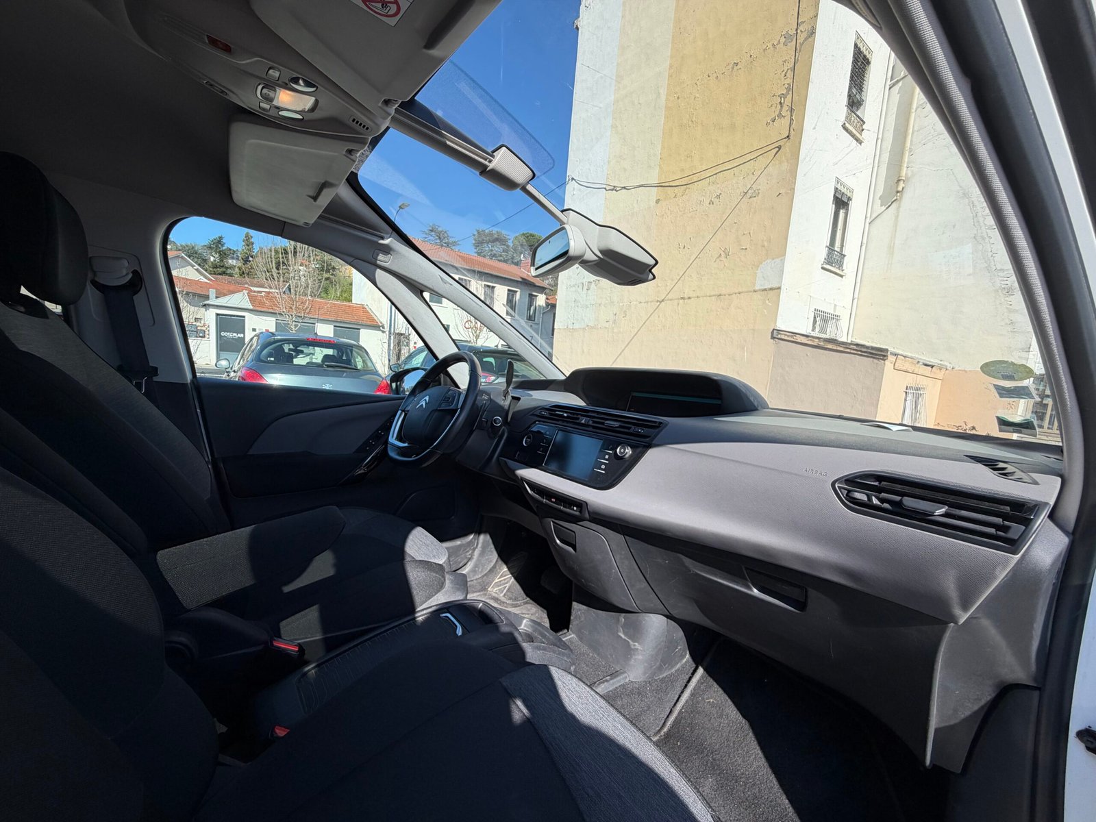 Citroën c4 Picasso 1,2 THP boîte automatique finition feel suivi constructeur 130ch