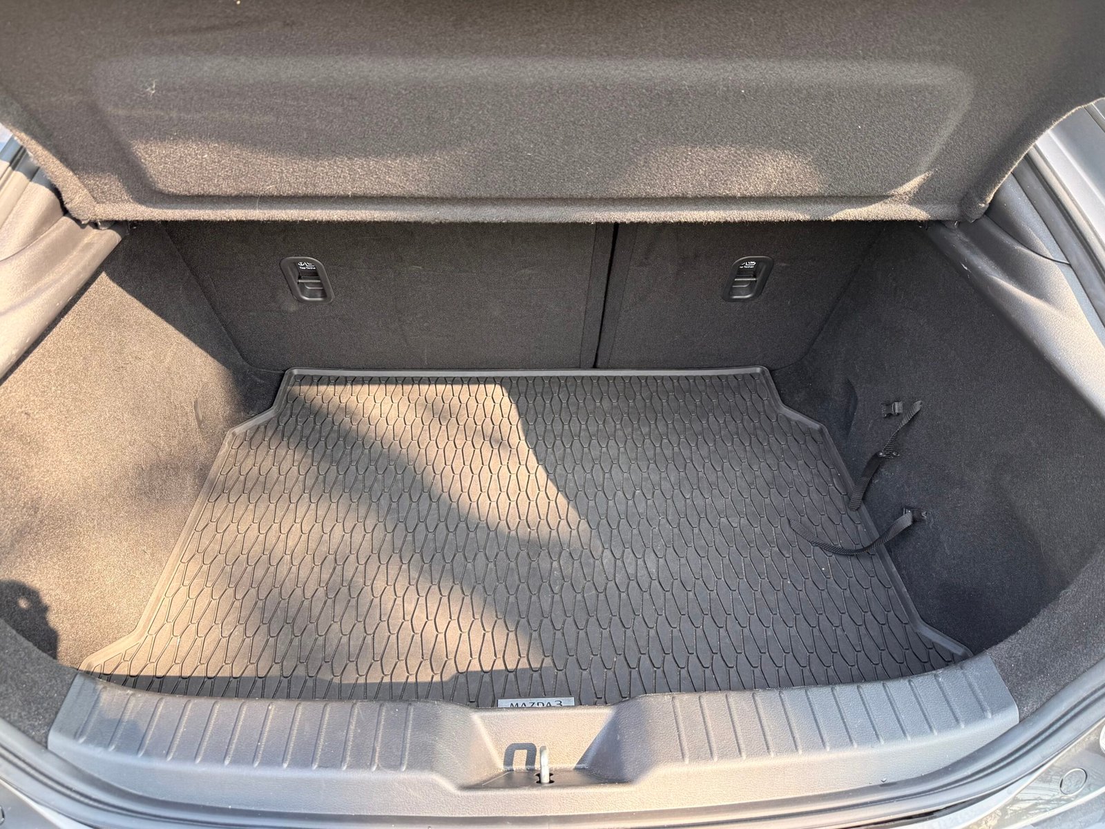 MAZDA 3 IV 2.0 SkyActiv-X Mild Hybrid 179 cv Boîte auto / Sportline