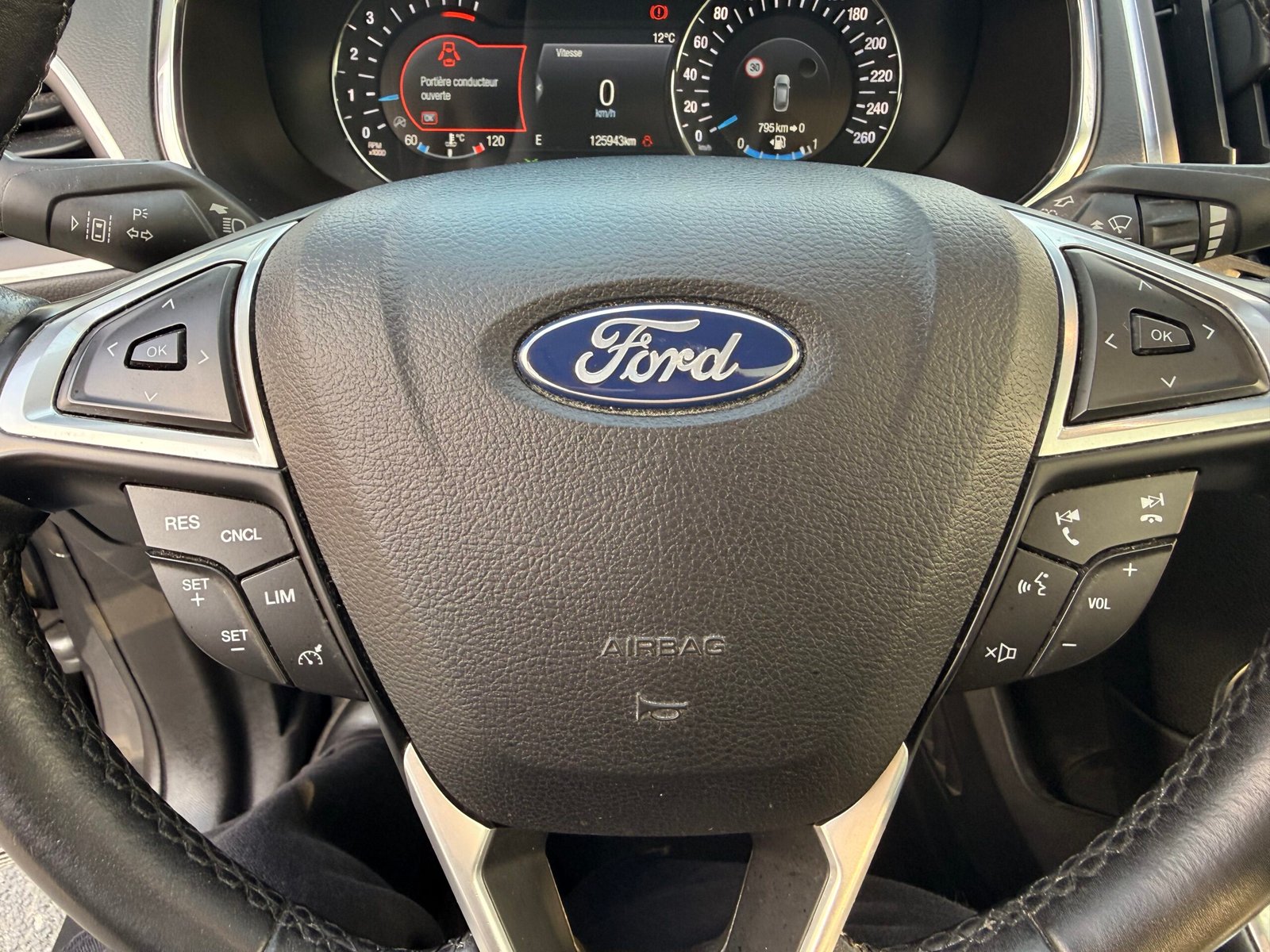 FORD S-Max II 2.0 EcoBlue S&S 150 cv / finition Titanium