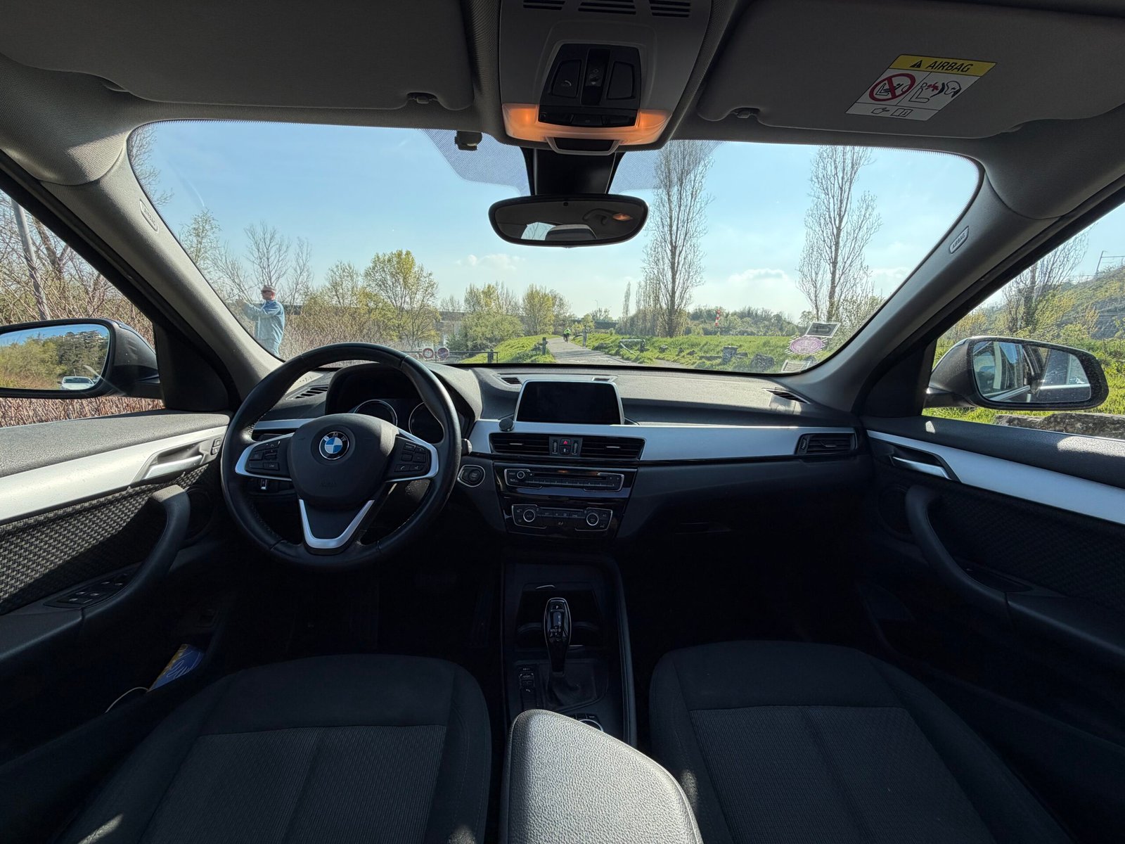 BMW X1 18i automatique DKG7  Buisness Design