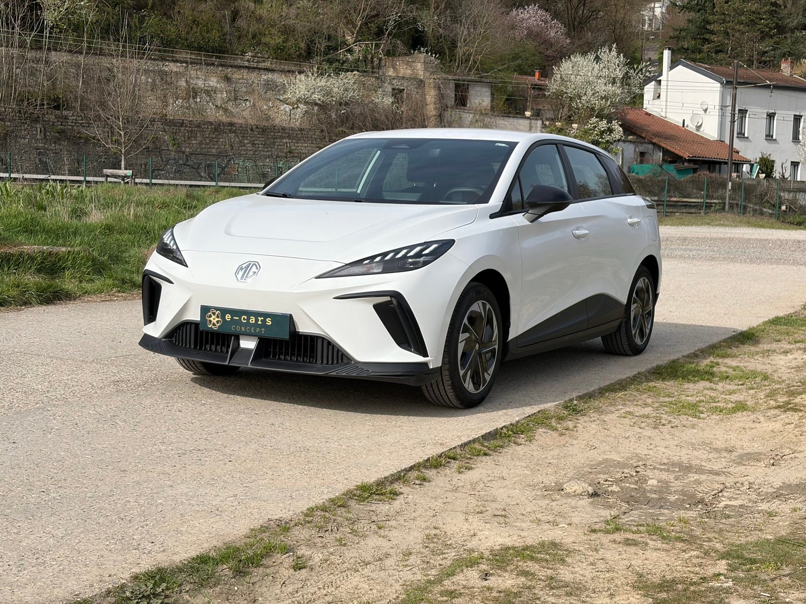 MG MG4 EV STANDARD RANGE 170ch boîte automatique