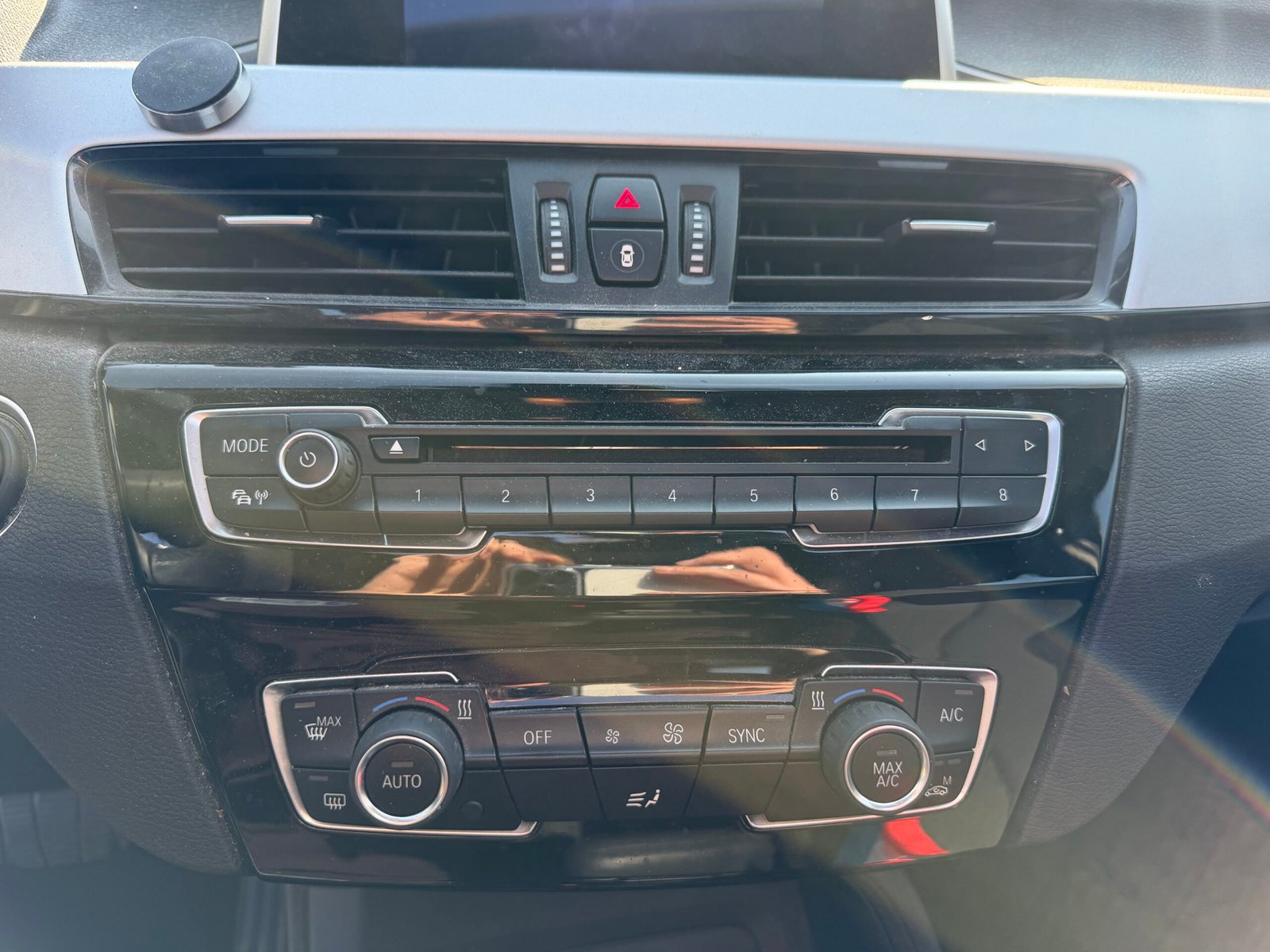 BMW X1 18i automatique DKG7  Buisness Design