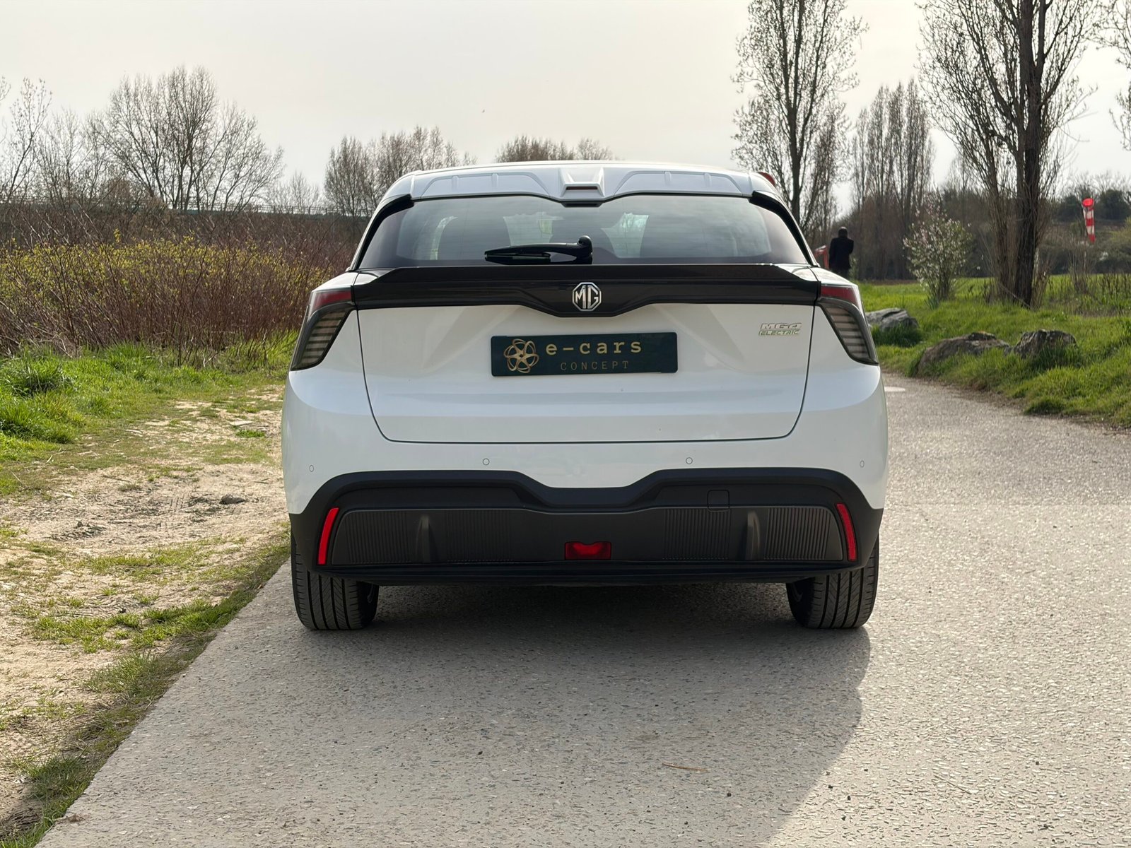 MG MG4 EV STANDARD RANGE 170ch boîte automatique