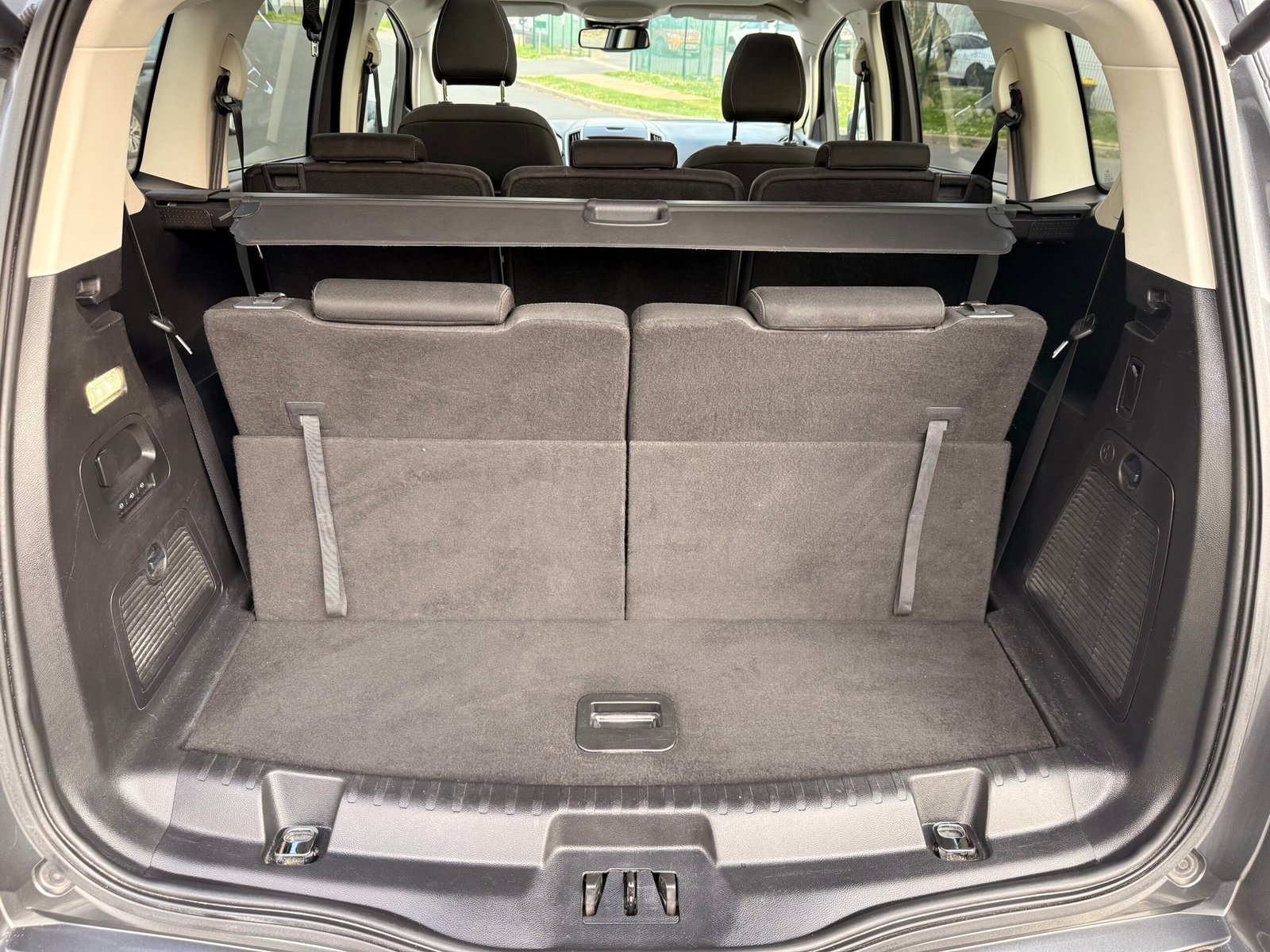 FORD S-Max II 2.0 EcoBlue S&S 150 cv / finition Titanium