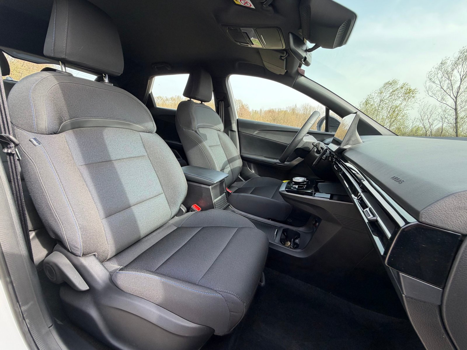 MG MG4 EV STANDARD RANGE 170ch boîte automatique