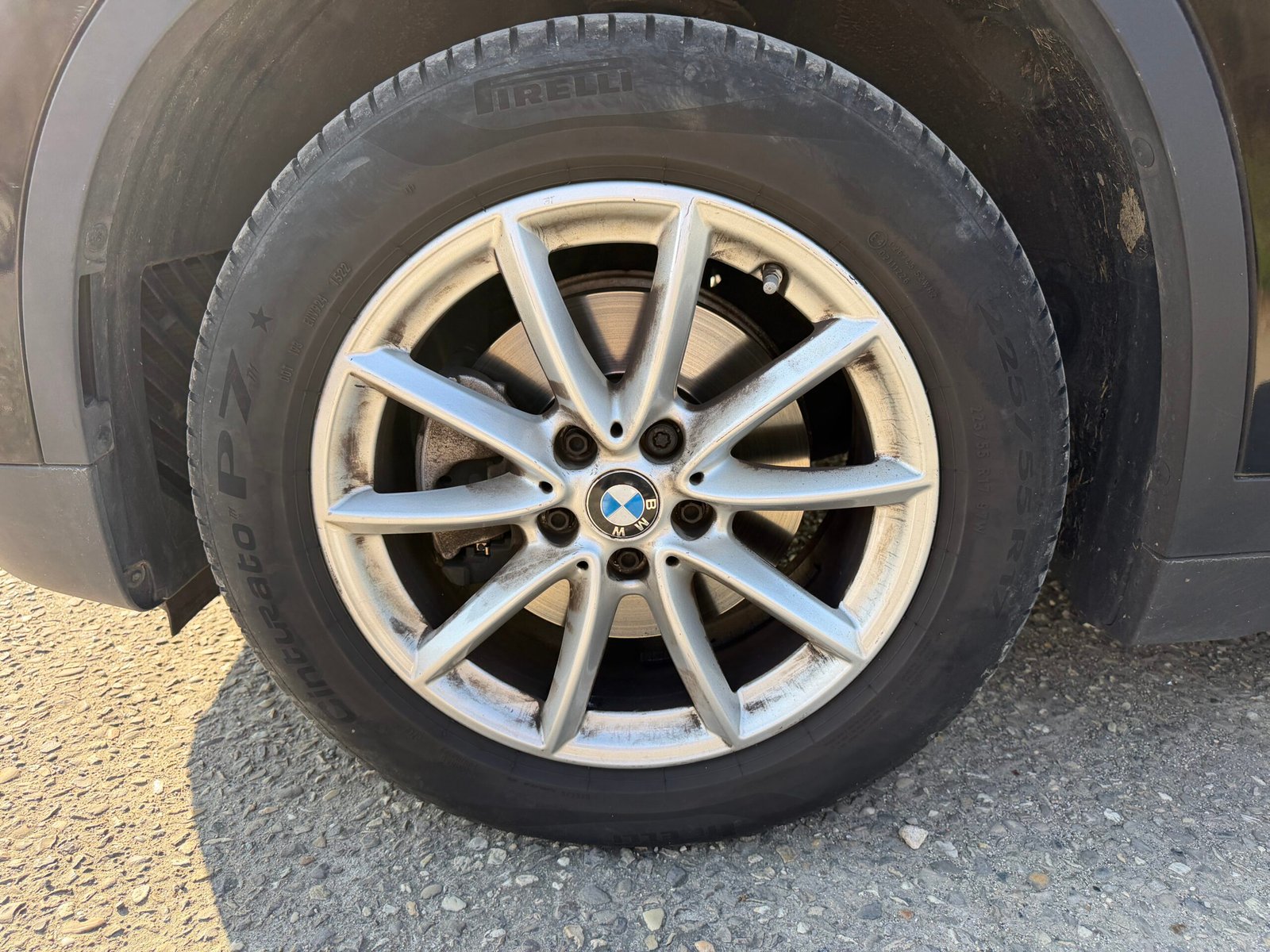 BMW X1 18i automatique DKG7  Buisness Design