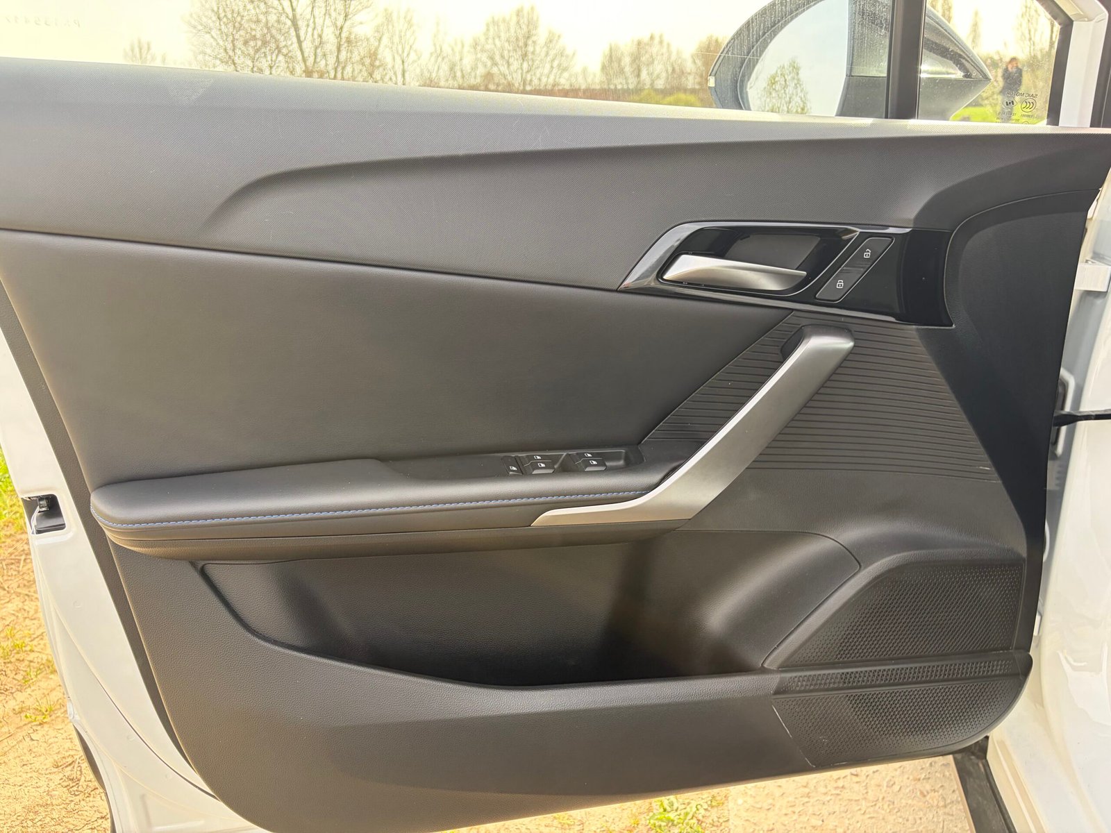 MG MG4 EV STANDARD RANGE 170ch boîte automatique