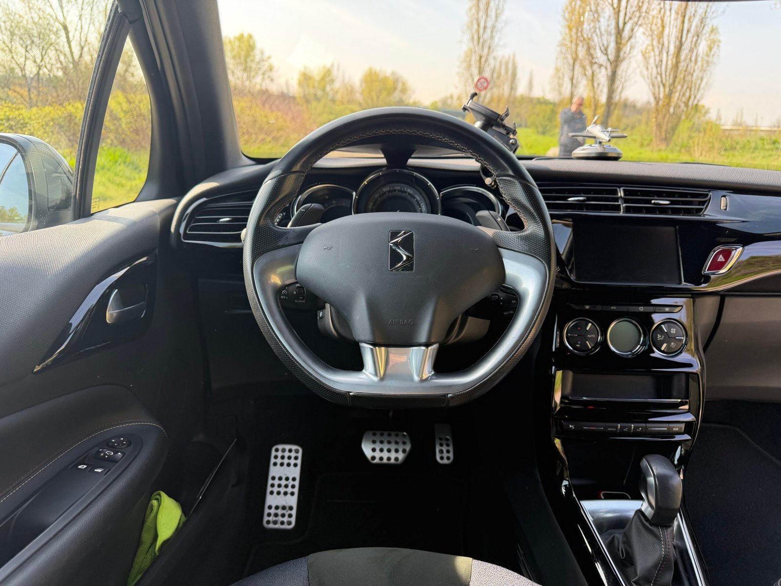 DS DS3 PPERFORMANCE LINE 110 ch essence boîte automatique