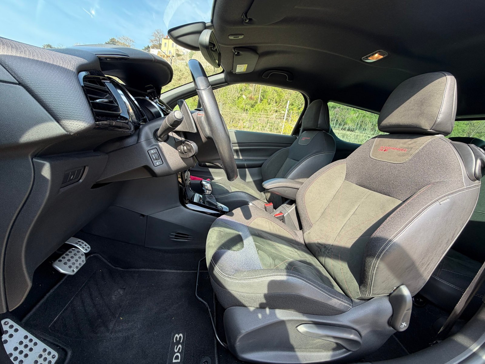 DS DS3 PPERFORMANCE LINE 110 ch essence boîte automatique