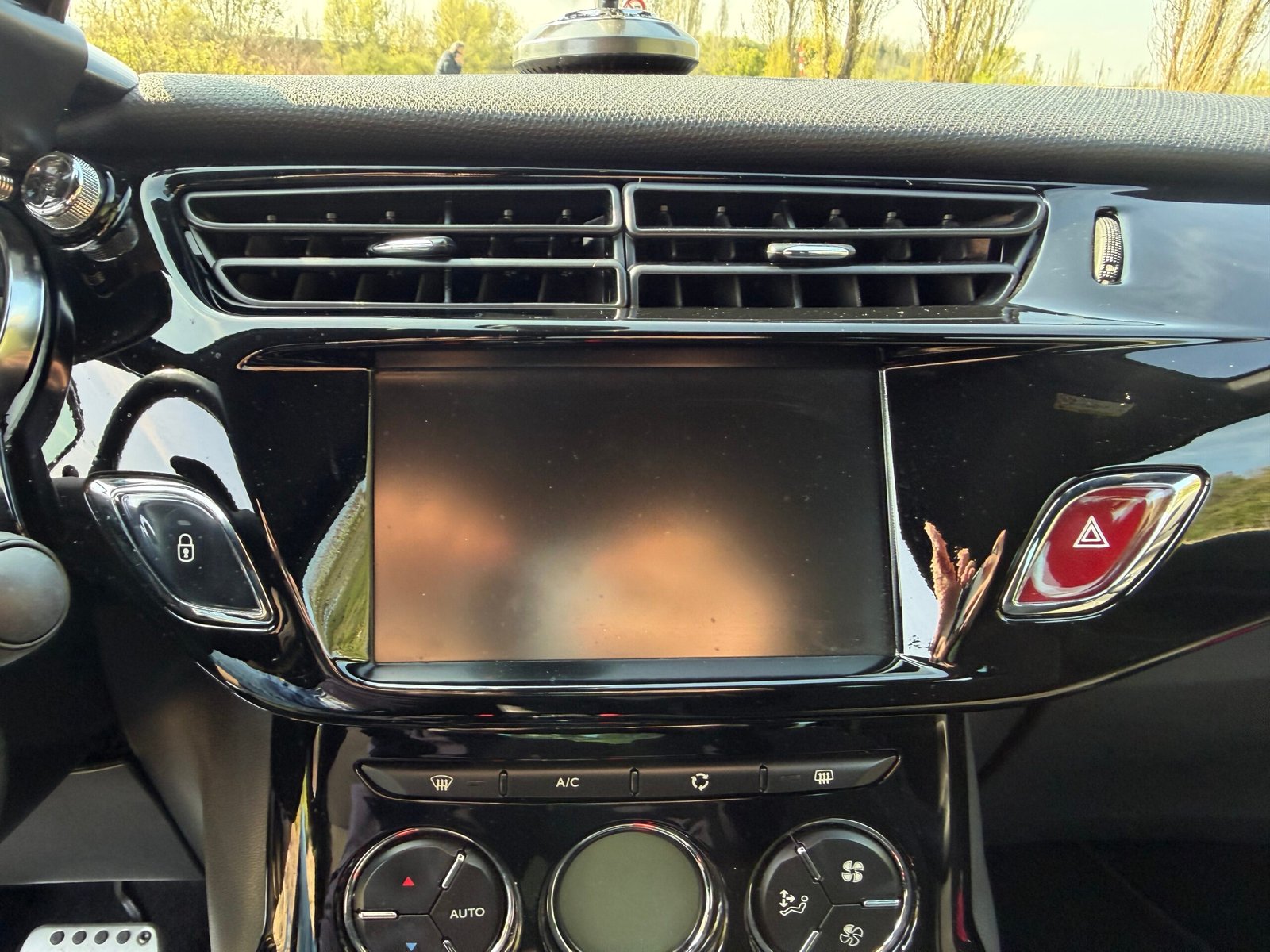 DS DS3 PPERFORMANCE LINE 110 ch essence boîte automatique