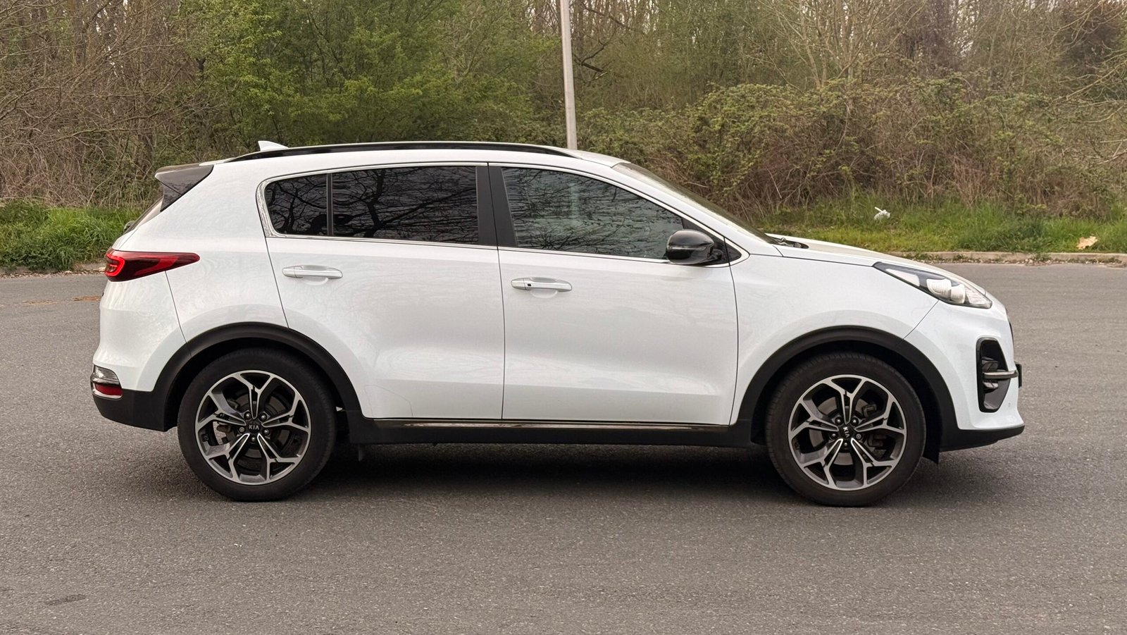 KIA Sportage IV Phase 2 1.6 CRDi VGT 4×2 DCT7 136 cv Boîte auto / GT Line