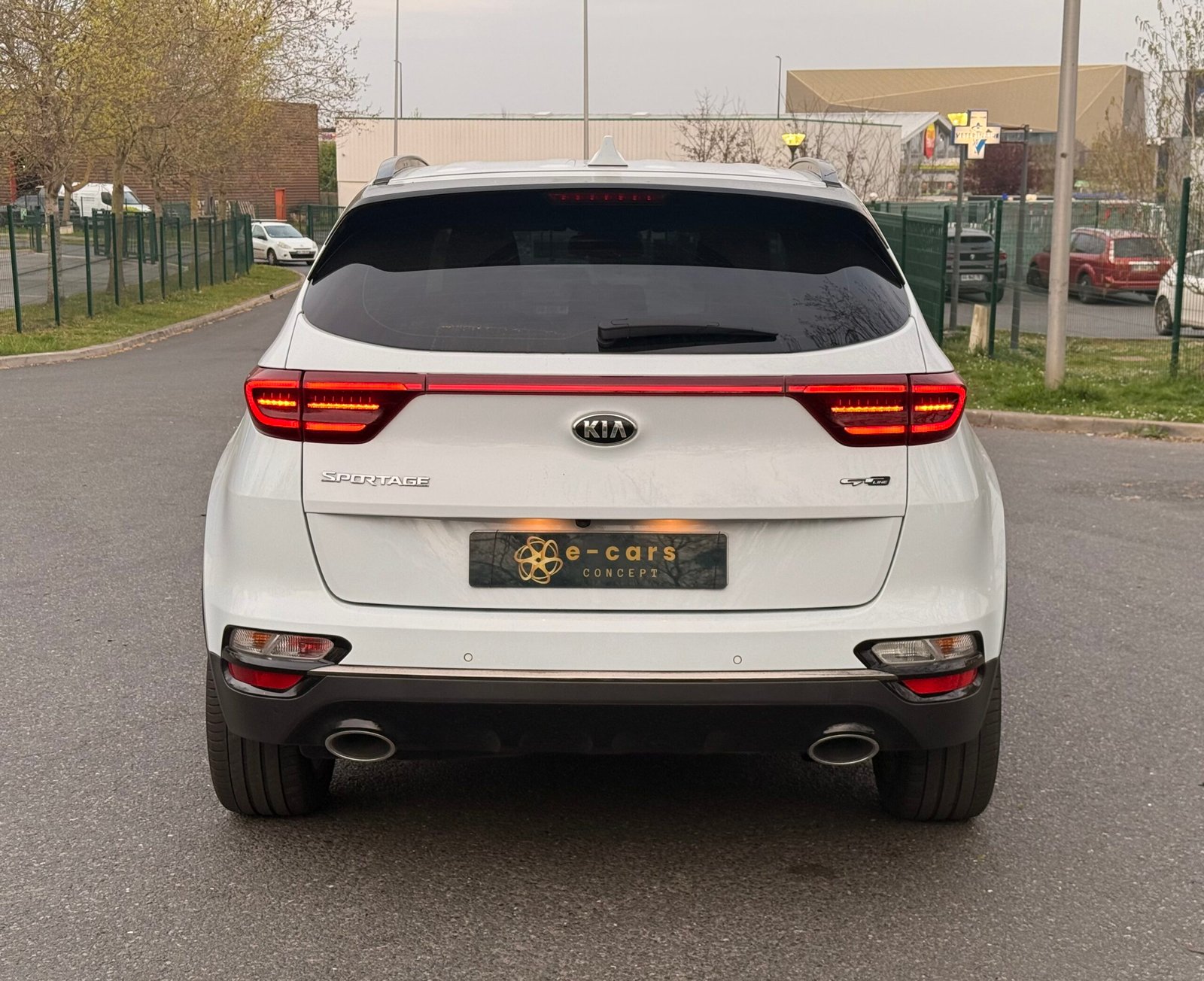 KIA Sportage IV Phase 2 1.6 CRDi VGT 4×2 DCT7 136 cv Boîte auto / GT Line