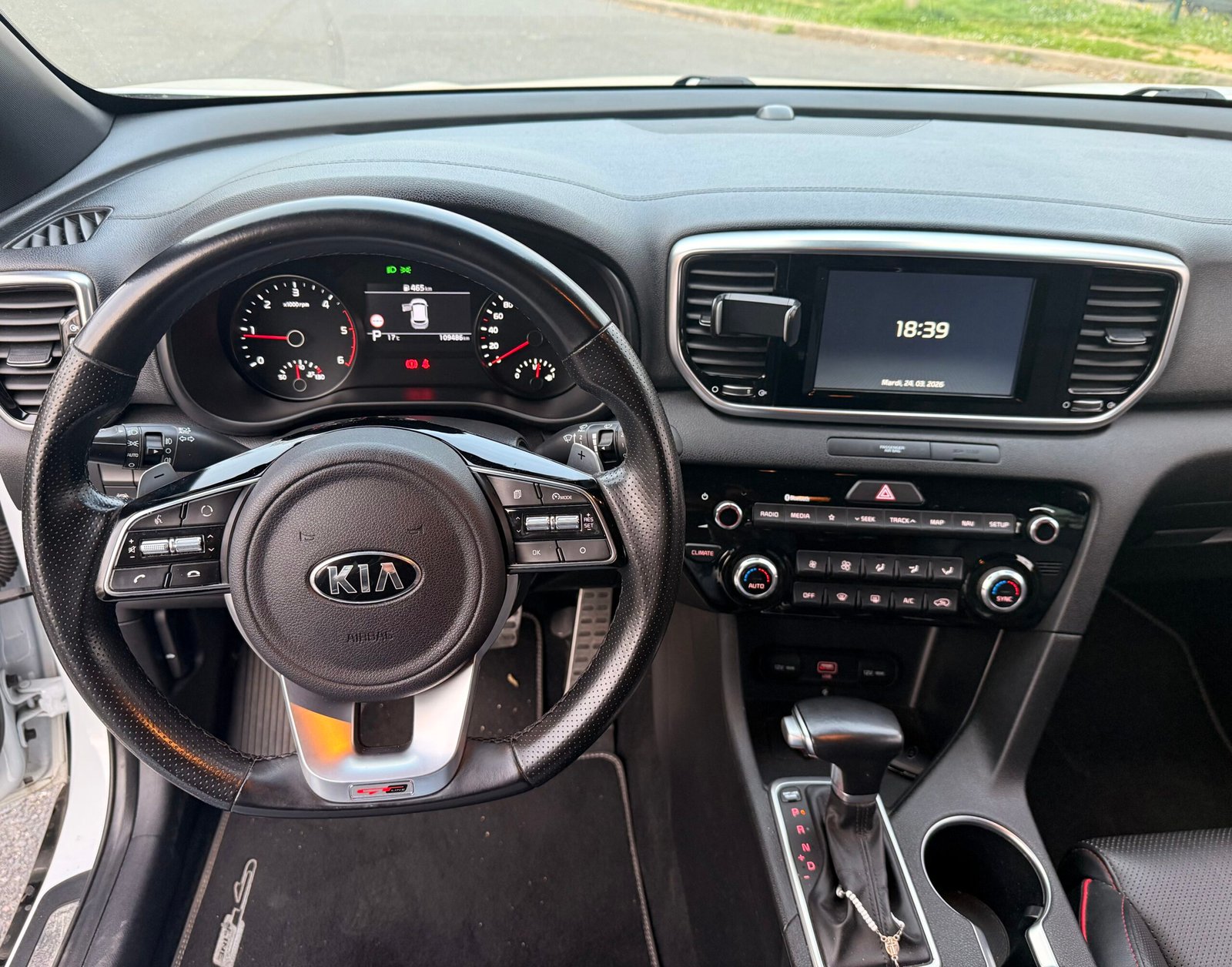 KIA Sportage IV Phase 2 1.6 CRDi VGT 4×2 DCT7 136 cv Boîte auto / GT Line