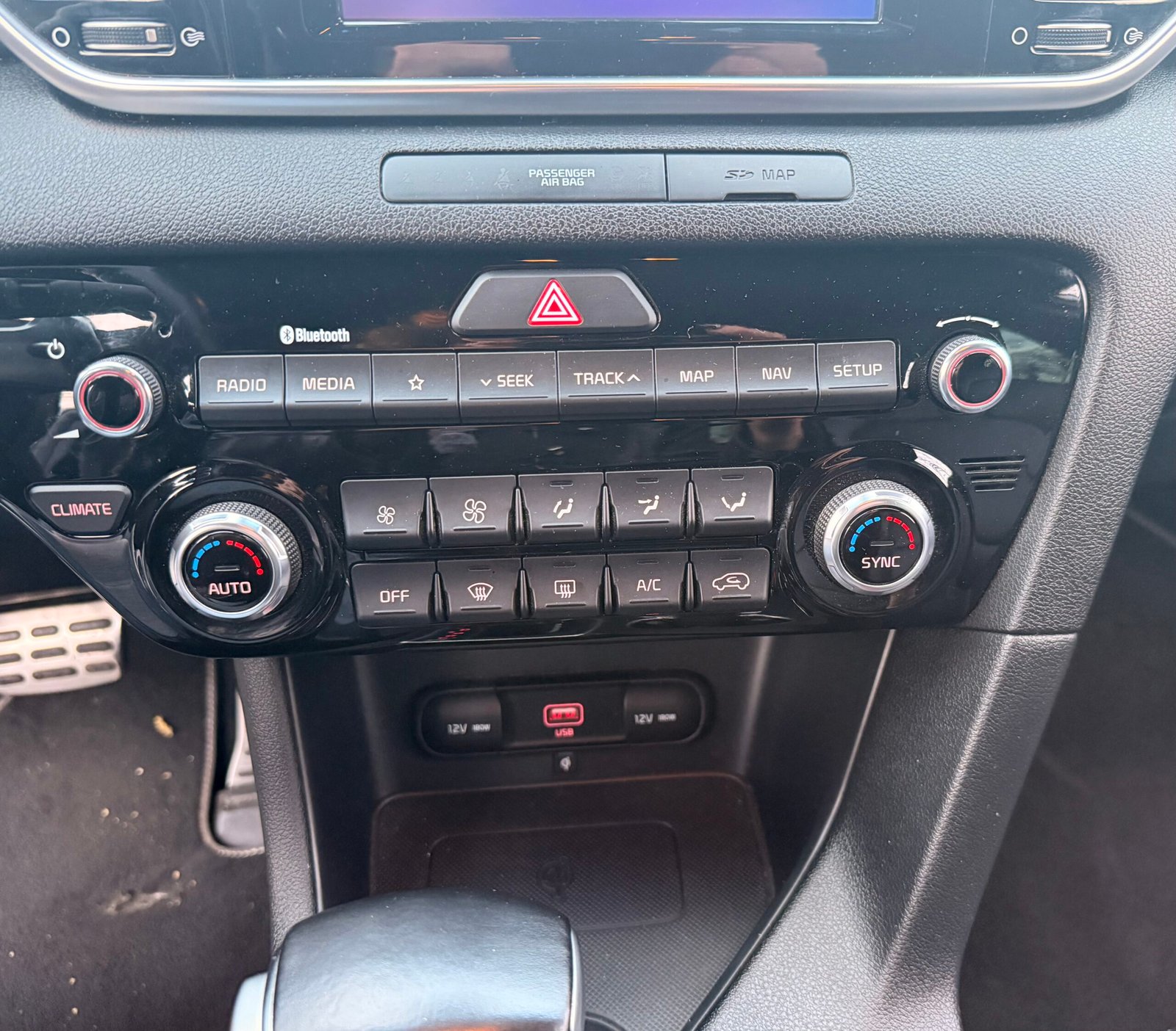 KIA Sportage IV Phase 2 1.6 CRDi VGT 4×2 DCT7 136 cv Boîte auto / GT Line