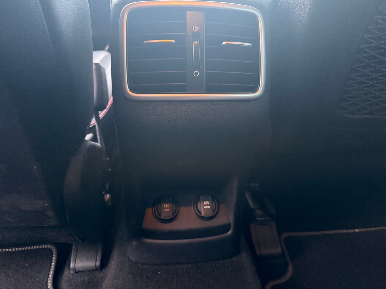 KIA Sportage IV Phase 2 1.6 CRDi VGT 4×2 DCT7 136 cv Boîte auto / GT Line