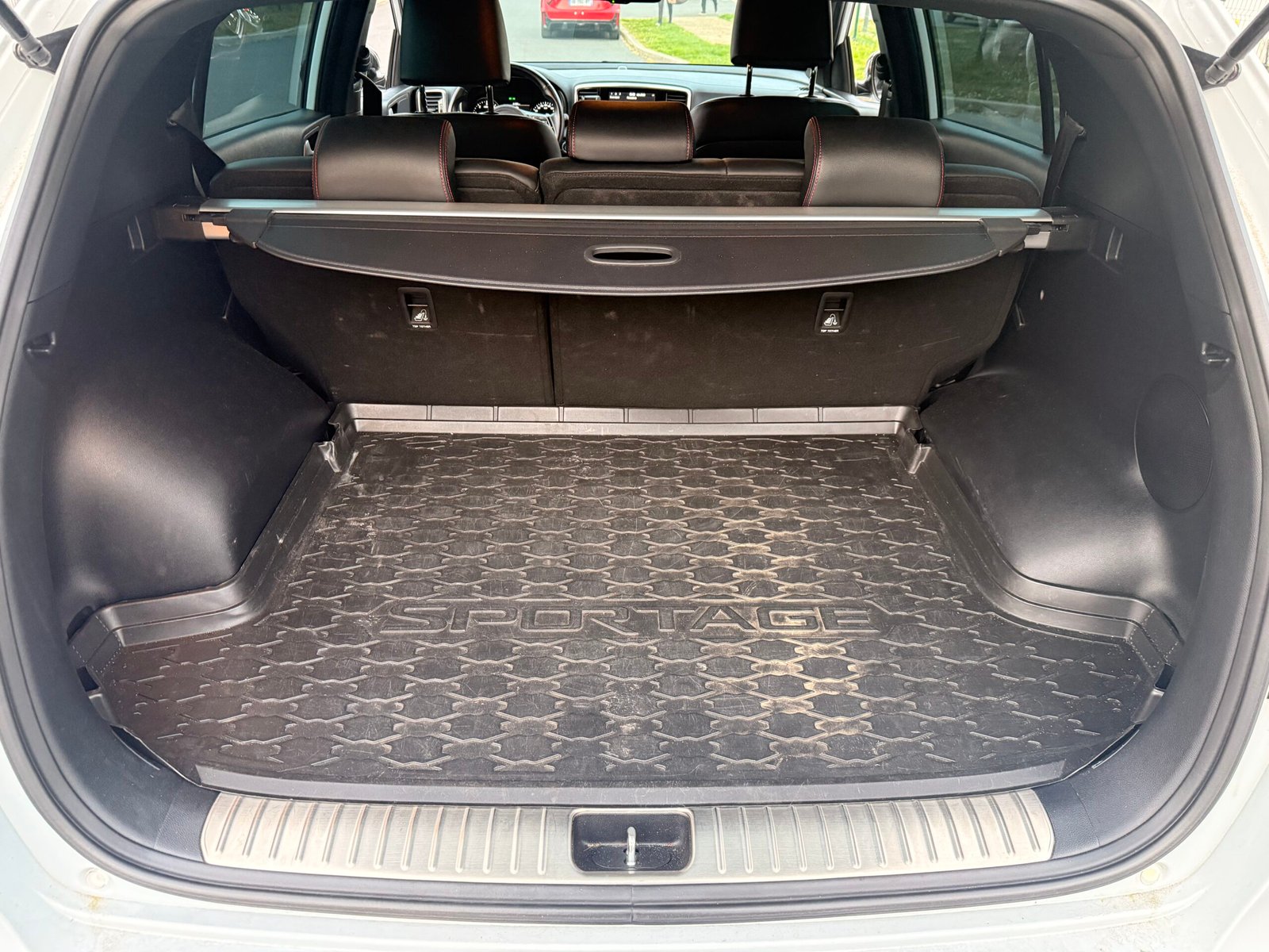 KIA Sportage IV Phase 2 1.6 CRDi VGT 4×2 DCT7 136 cv Boîte auto / GT Line