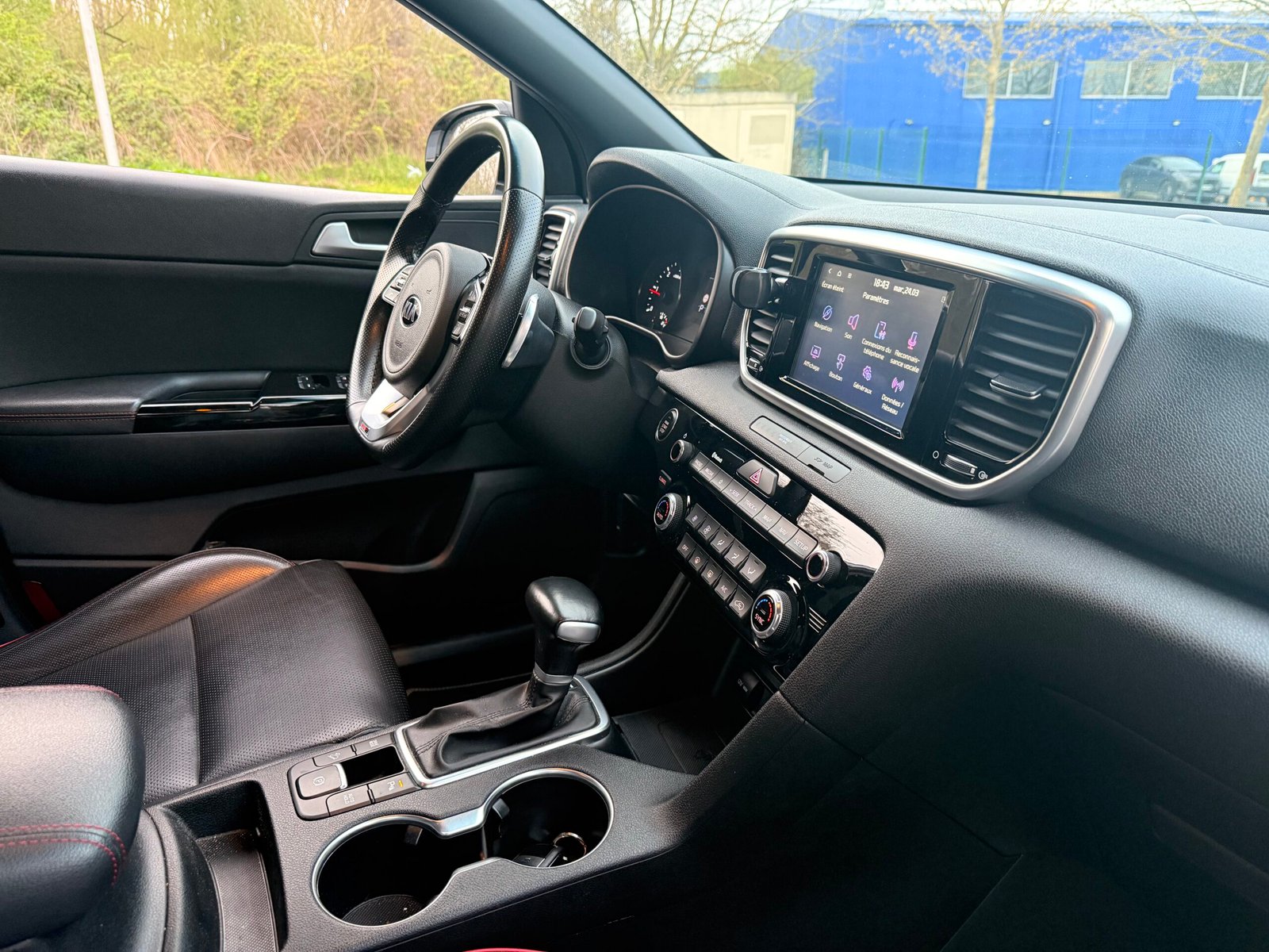 KIA Sportage IV Phase 2 1.6 CRDi VGT 4×2 DCT7 136 cv Boîte auto / GT Line