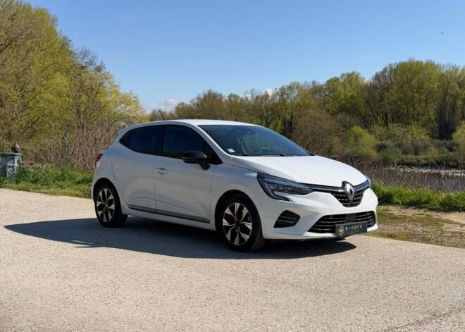 RENAULT Clio V Hybride 140ch automatique