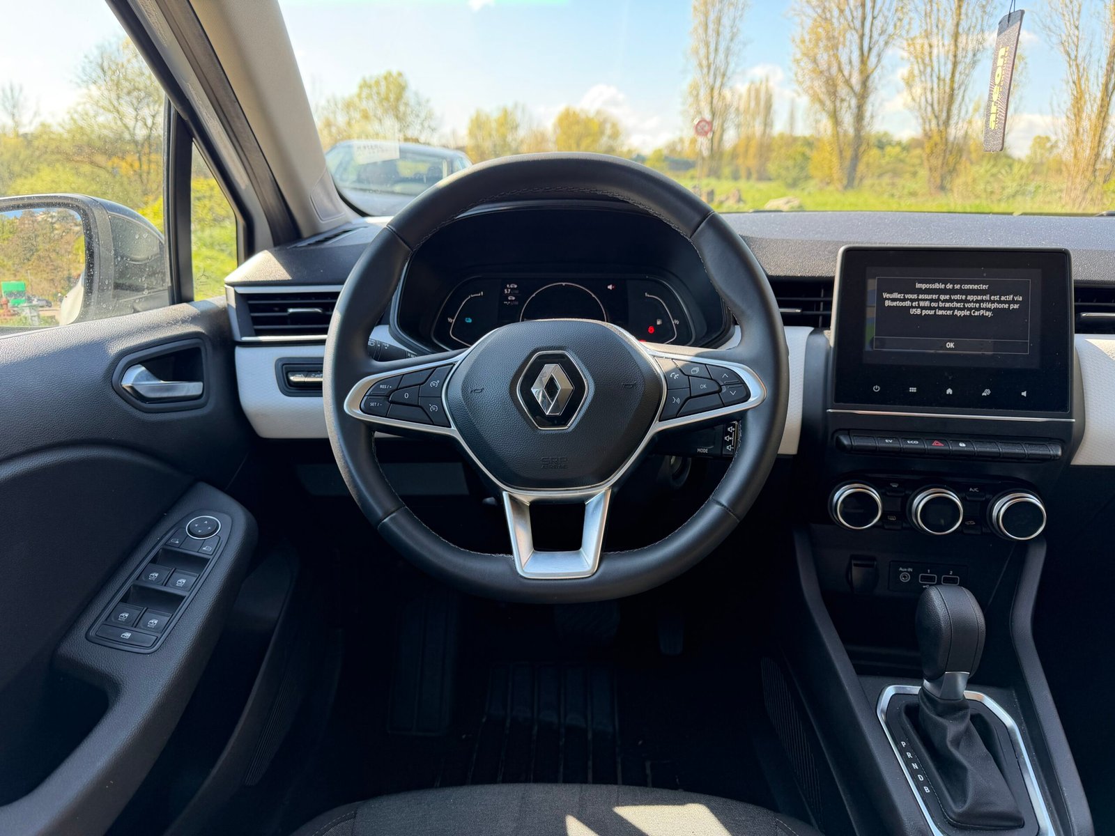 RENAULT Clio V Hybride 140ch automatique