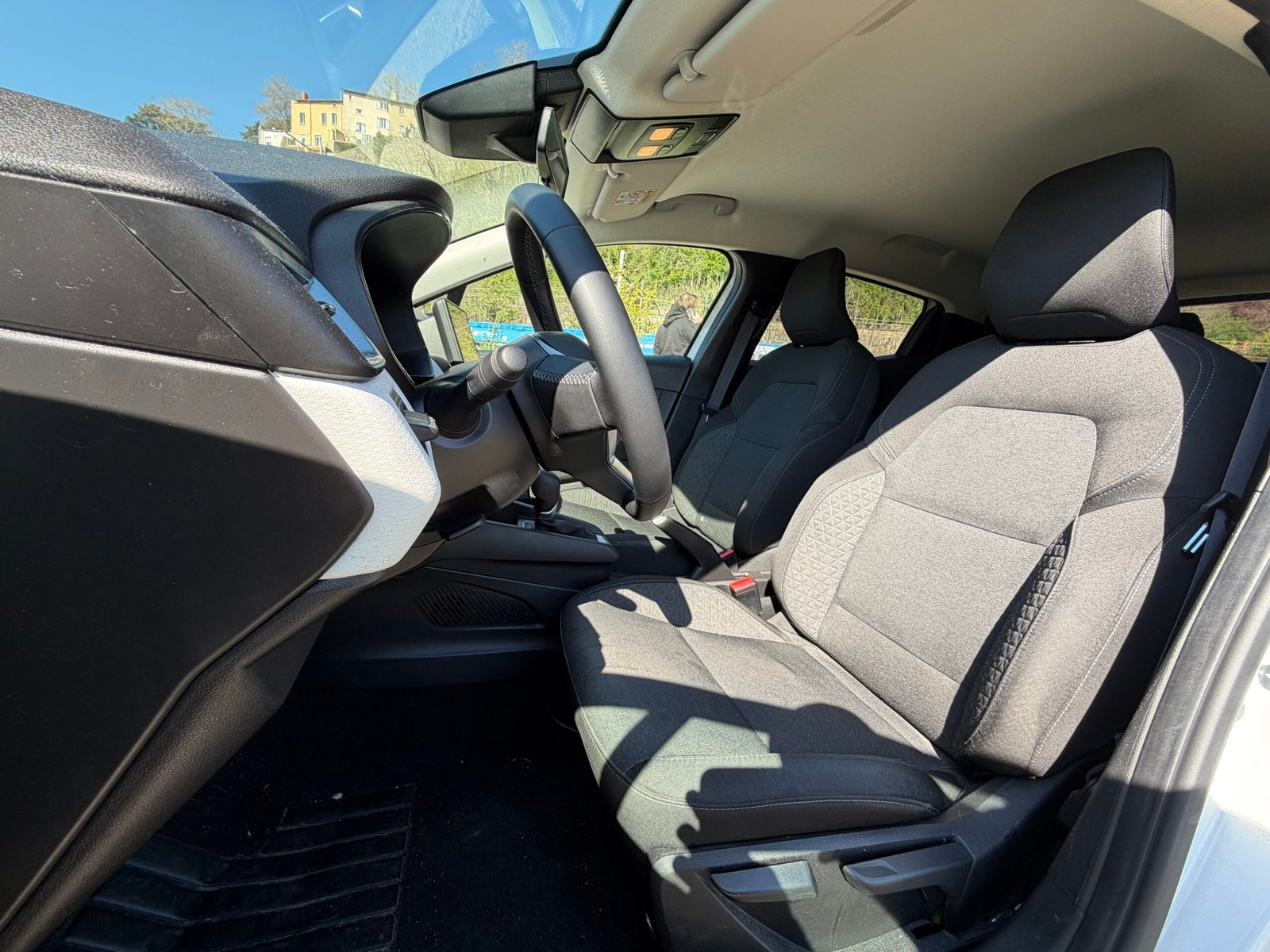 RENAULT Clio V Hybride 140ch automatique