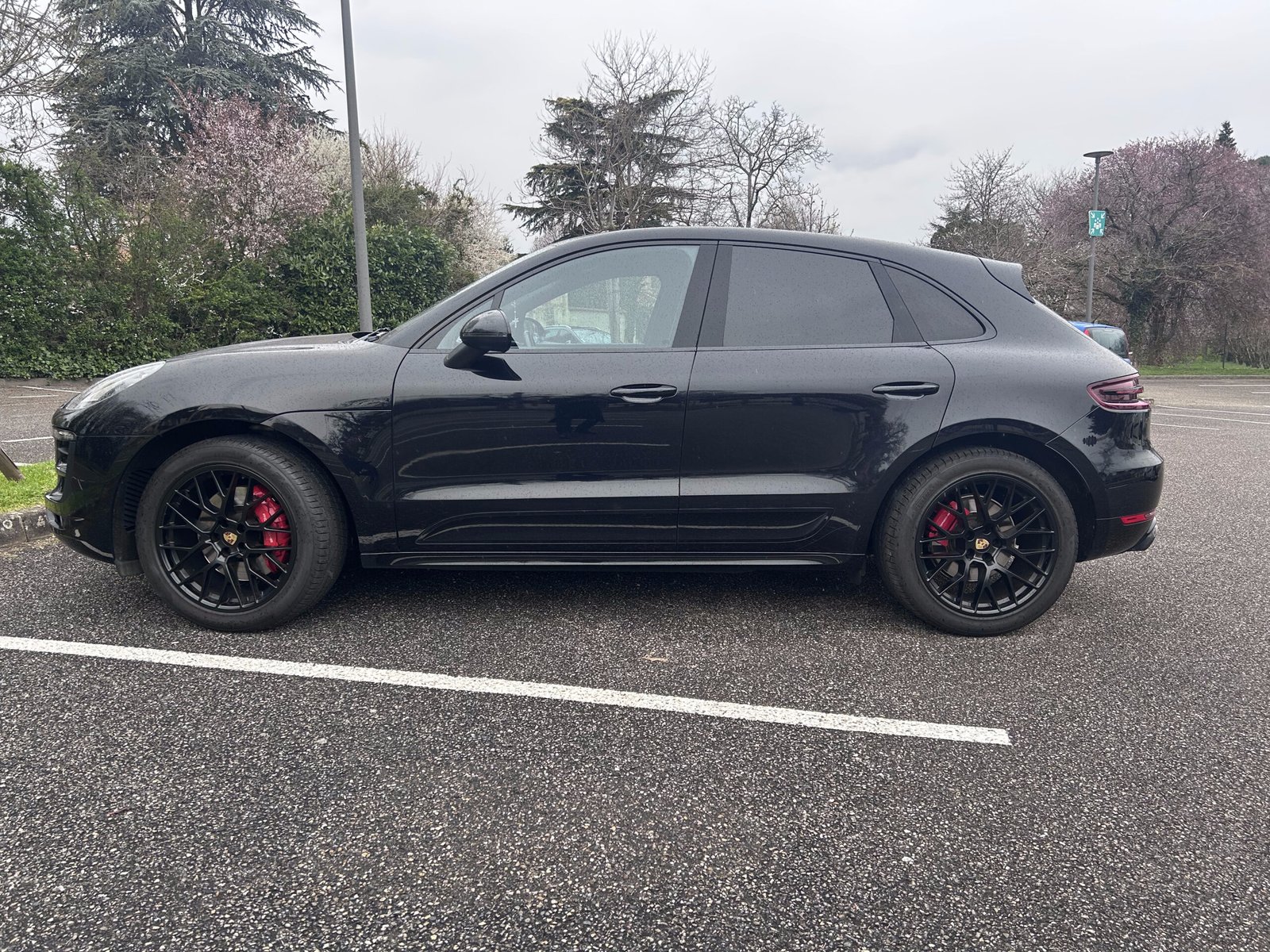 PORSCHE Macan GTS